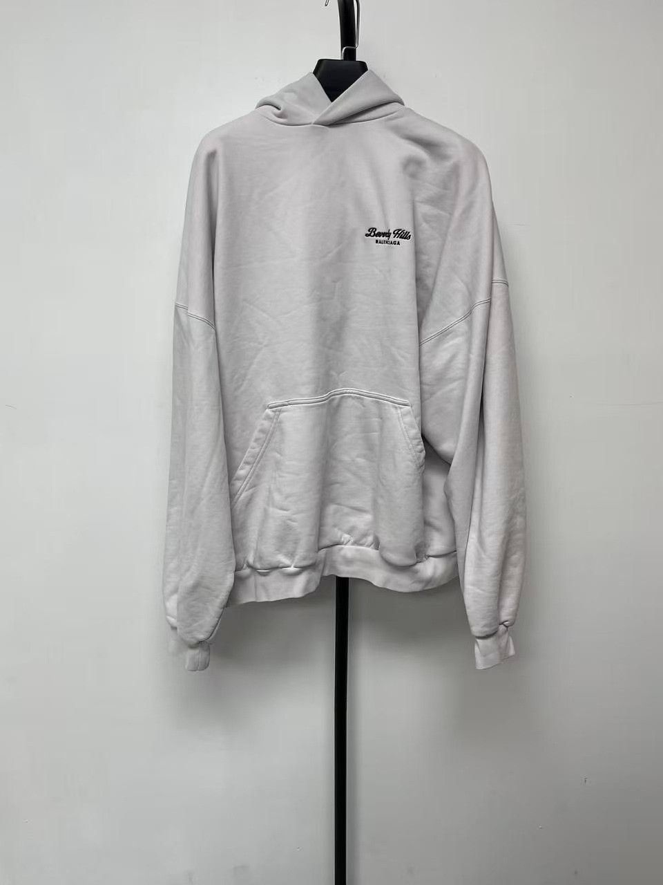 Balenciaga Balenciaga Beverly Hills Print Hoodie Size 3 Size US L / EU 52-54 / 3 - 2 Thumbnail