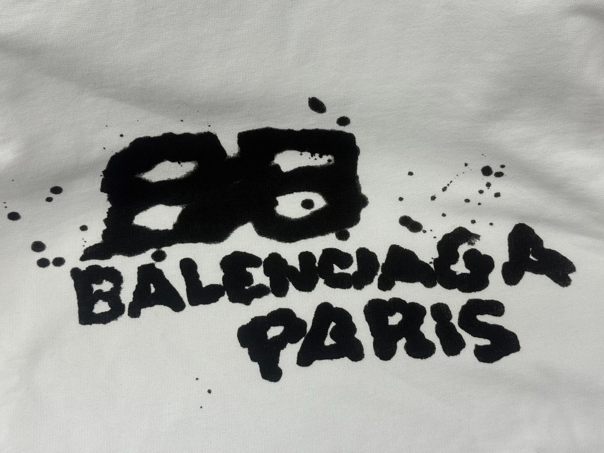 Balenciaga Balenciaga BB Paris Spray Logo Hoodie L Size US L / EU 52-54 / 3 - 4 Thumbnail