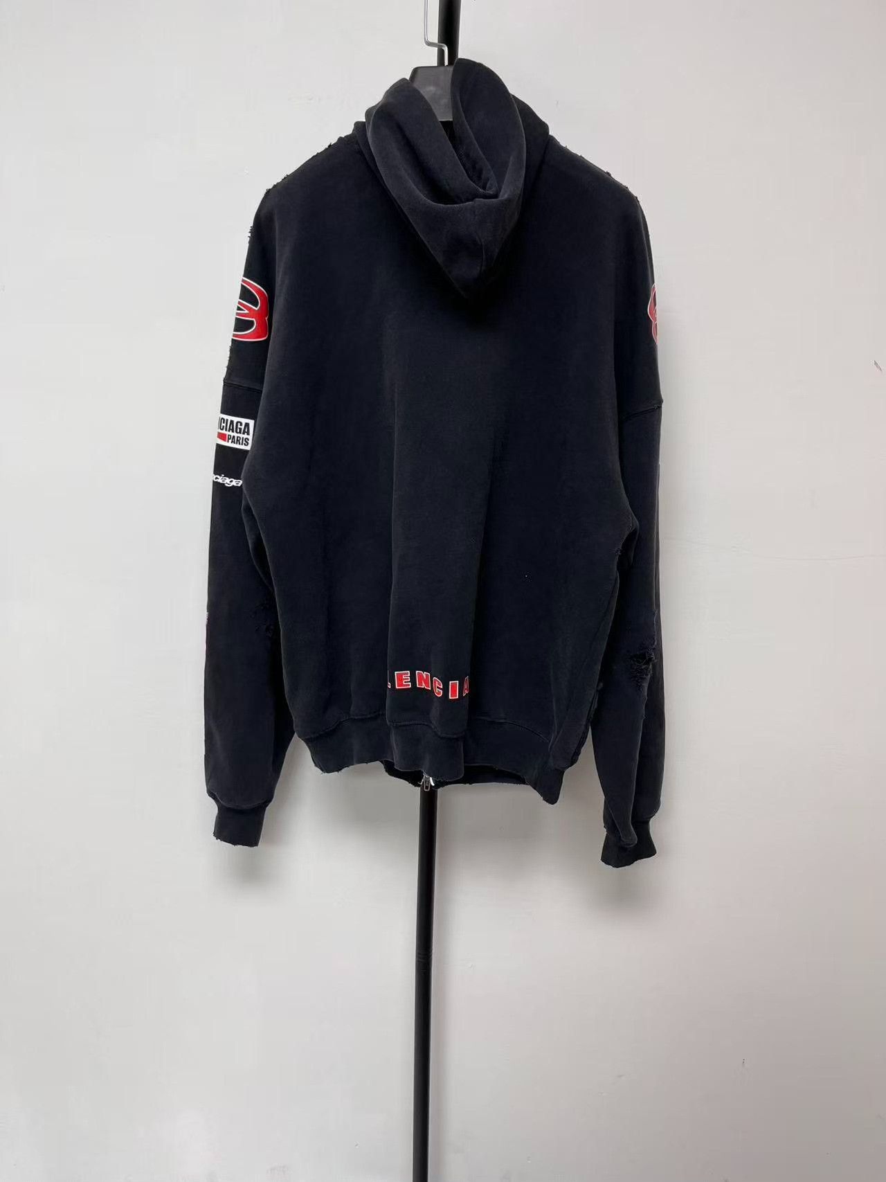 Balenciaga Balenciaga Multi-Logo Patch Zip-Up Hoodie Size 1 Size US S / EU 44-46 / 1 - 3 Thumbnail