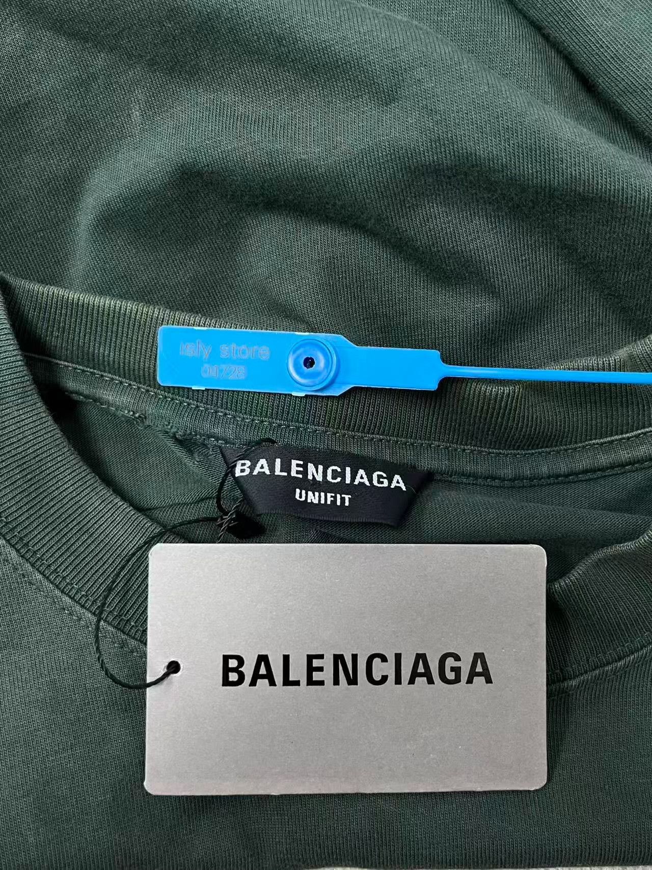 Balenciaga Balenciaga Distressed Cracked Logo T-Shirt XS Size US XS / EU 42 / 0 - 5 Thumbnail