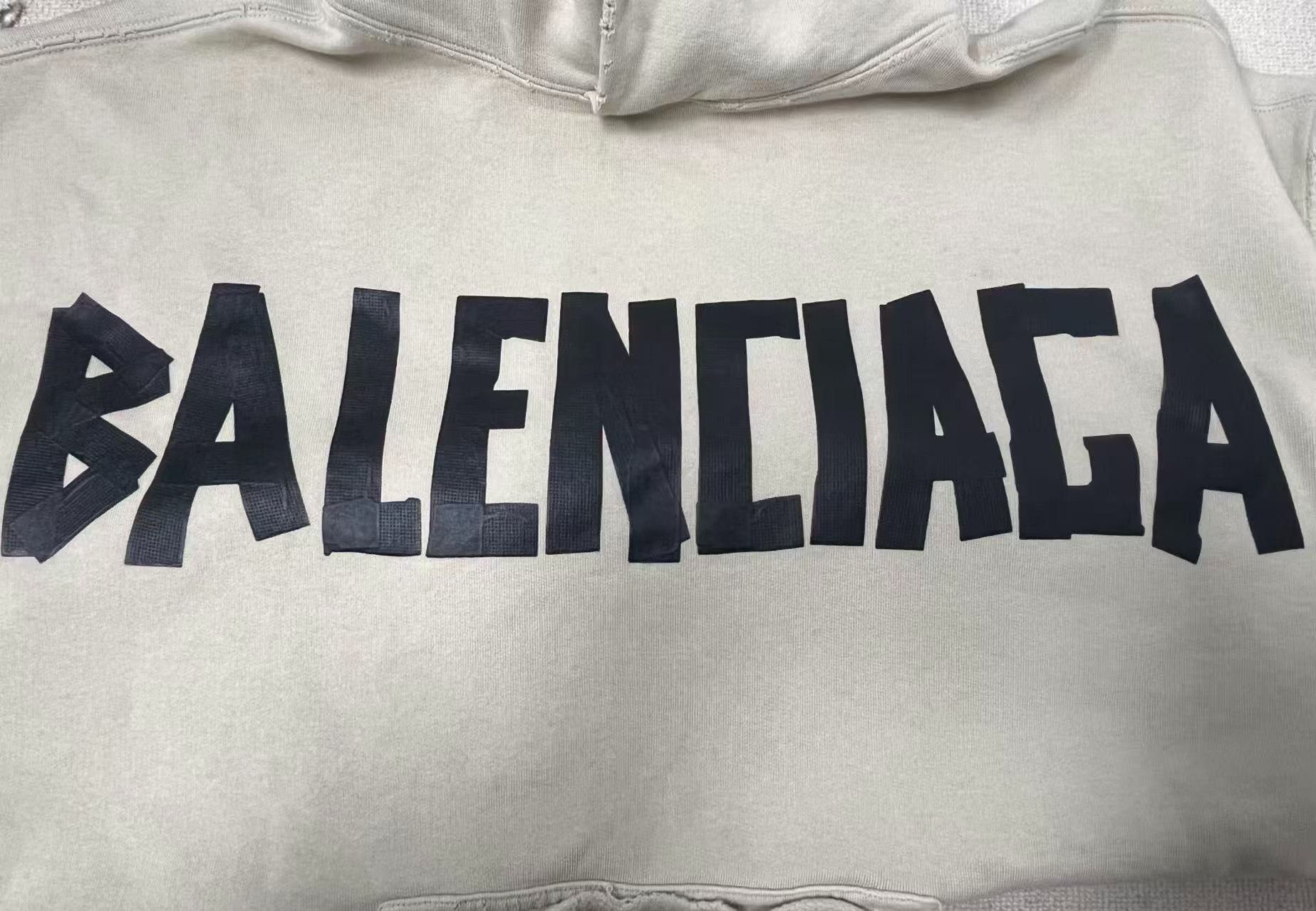 Balenciaga Balenciaga Tape Logo Hoodie XL Size US XL / EU 56 / 4 - 4 Thumbnail