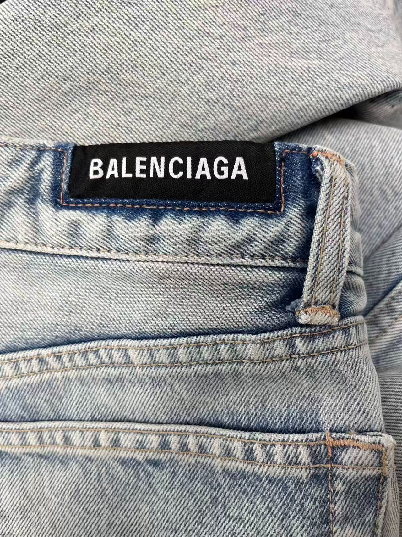 Balenciaga Balenciaga Light Blue Denim Jeans Size 34 Size US 34 / EU 50 - 4 Thumbnail
