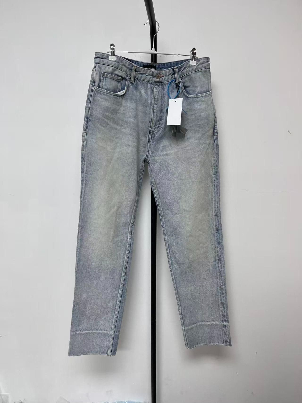 Balenciaga Balenciaga Light Blue Denim Jeans Size 34 Size US 34 / EU 50 - 2 Thumbnail