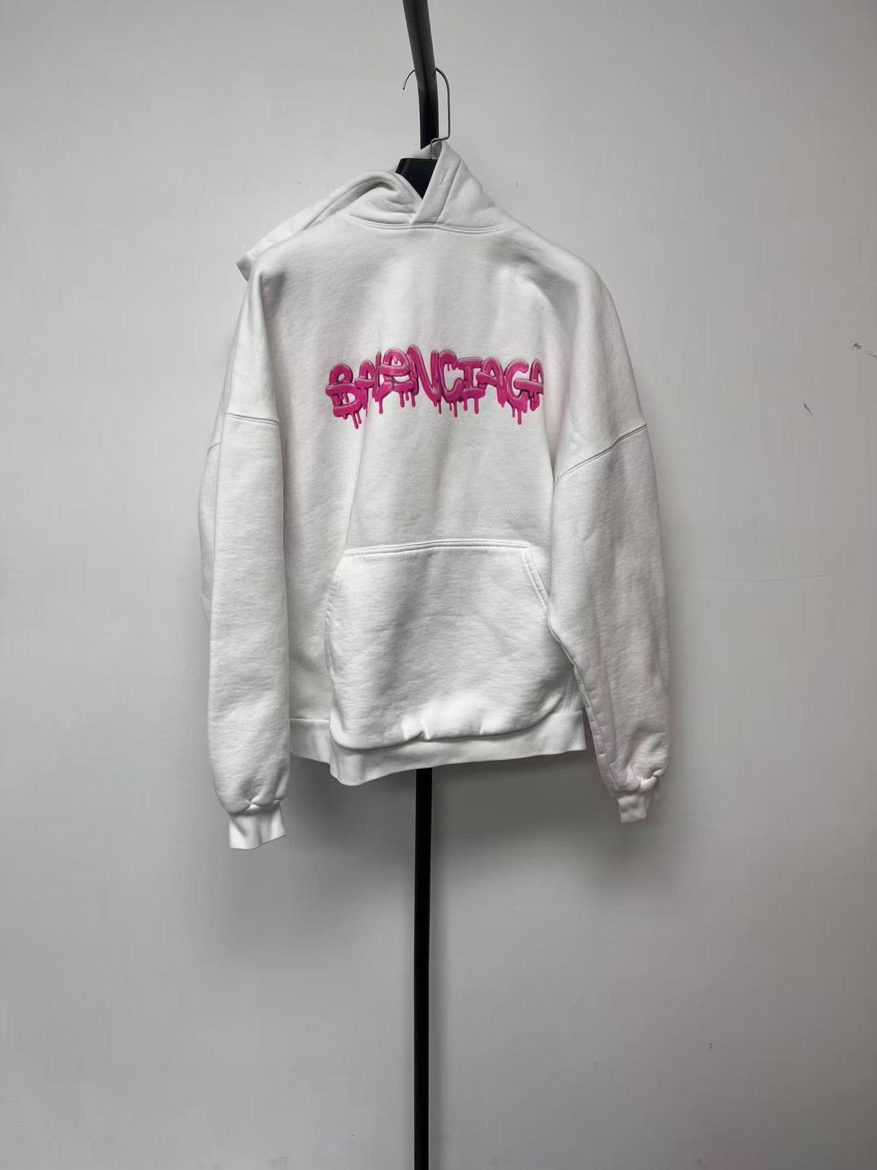 Balenciaga Balenciaga Graffiti Drip Logo Hoodie Size 2 Size US M / EU 48-50 / 2 - 2 Thumbnail