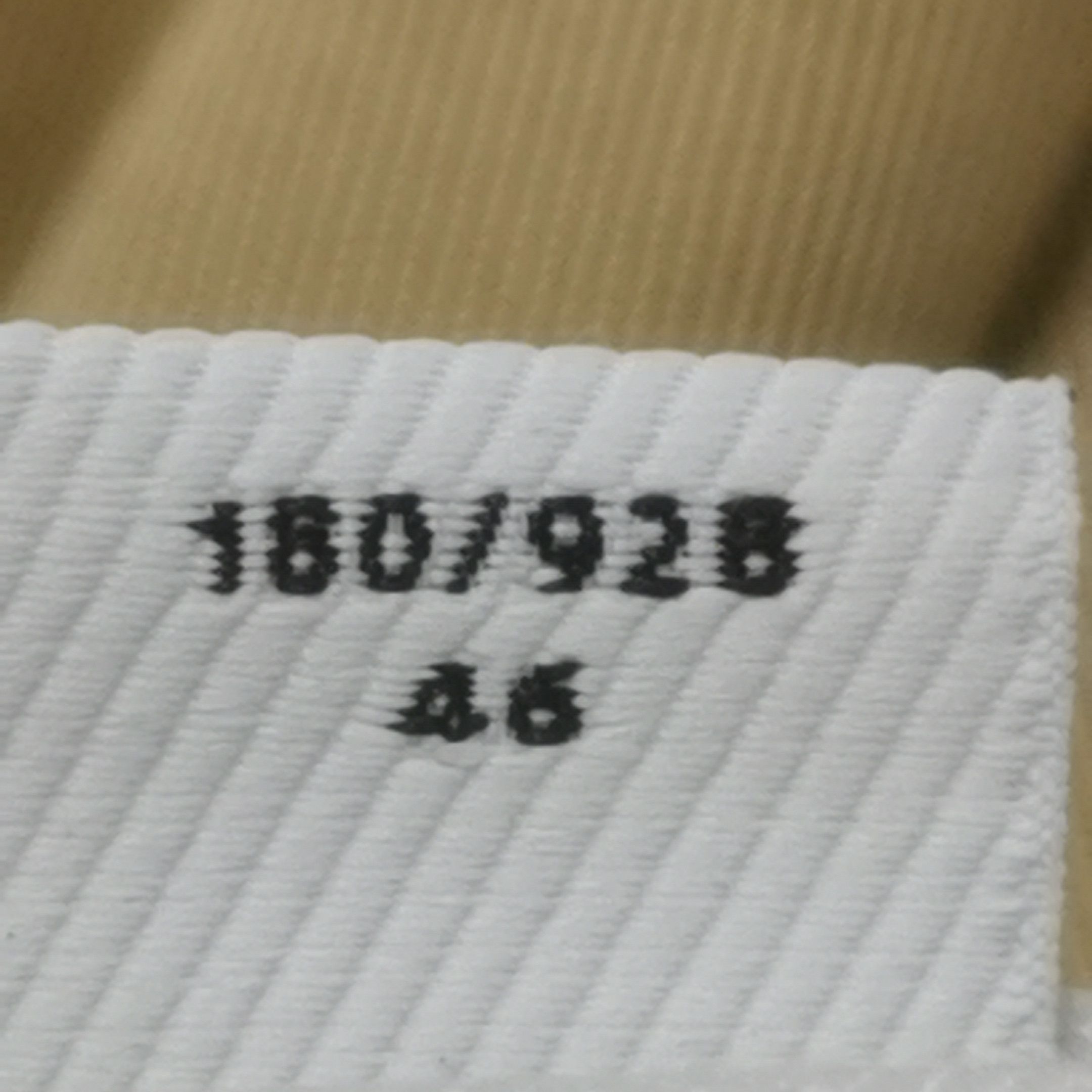 Burberry Burberry Men 34 Casual Pants Size US 34 / EU 50 - 8 Thumbnail
