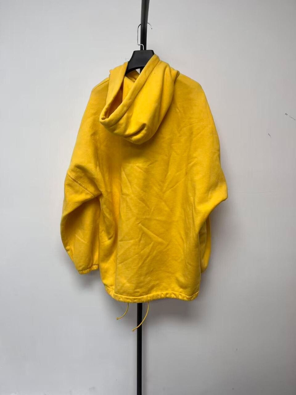 Balenciaga Balenciaga Logo Print Hoodie Yellow XS Size US XS / EU 42 / 0 - 3 Thumbnail