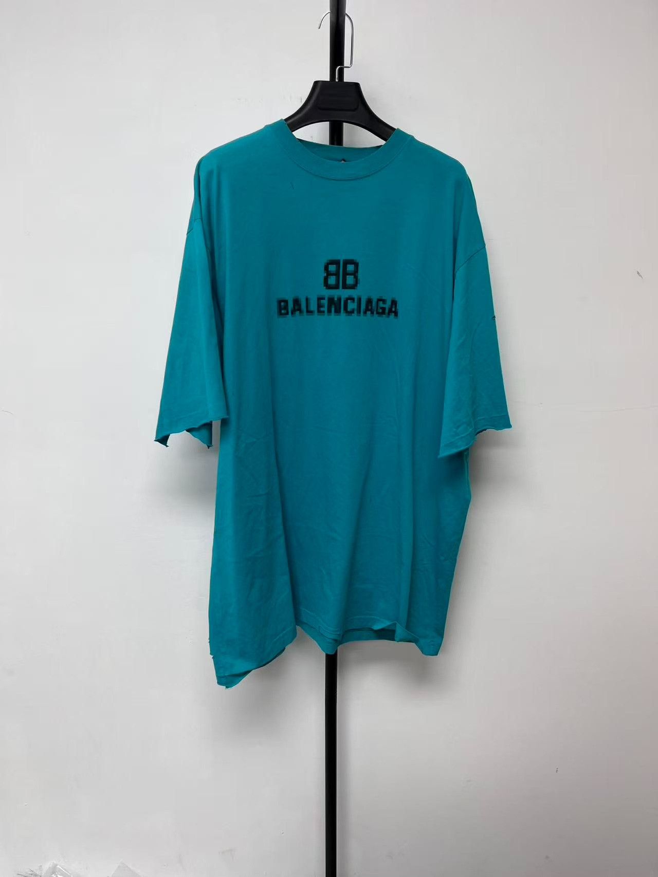 Balenciaga Balenciaga Mosaic BB Logo Distressed T-Shirt Size XS Size US XS / EU 42 / 0 - 2 Thumbnail