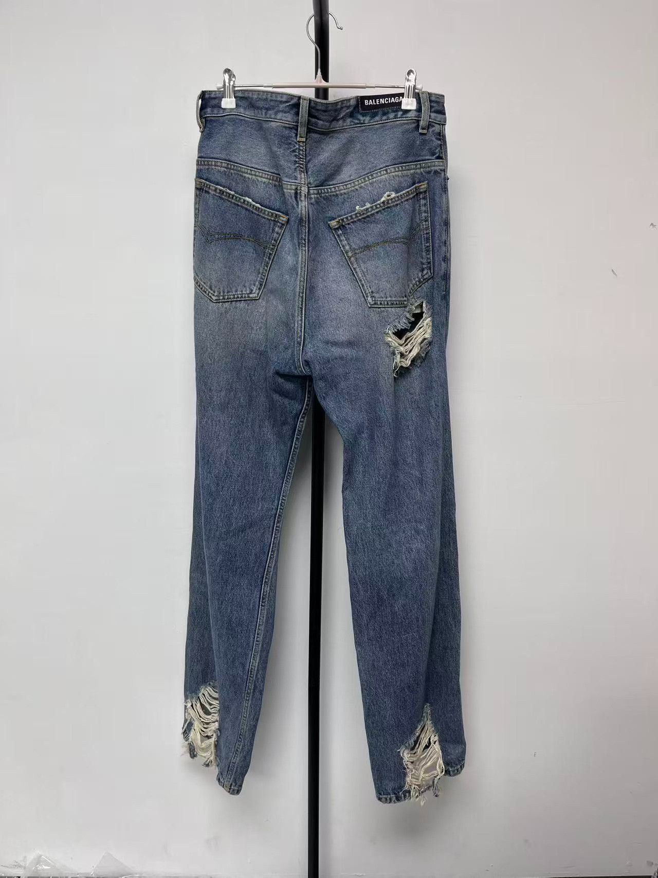 Balenciaga Balenciaga Distressed Straight Leg Denim Jeans S Size US 30 / EU 46 - 3 Thumbnail