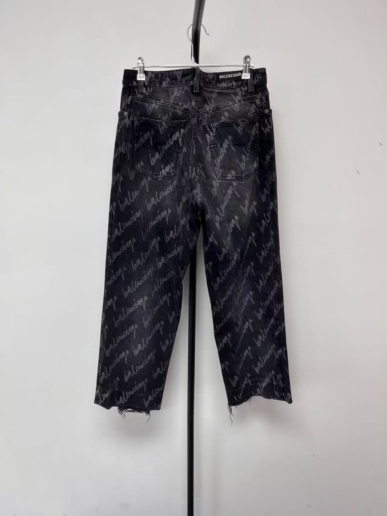 Balenciaga Balenciaga Logo Script Print Denim Jeans Size 27 Size US 27 - 3 Thumbnail
