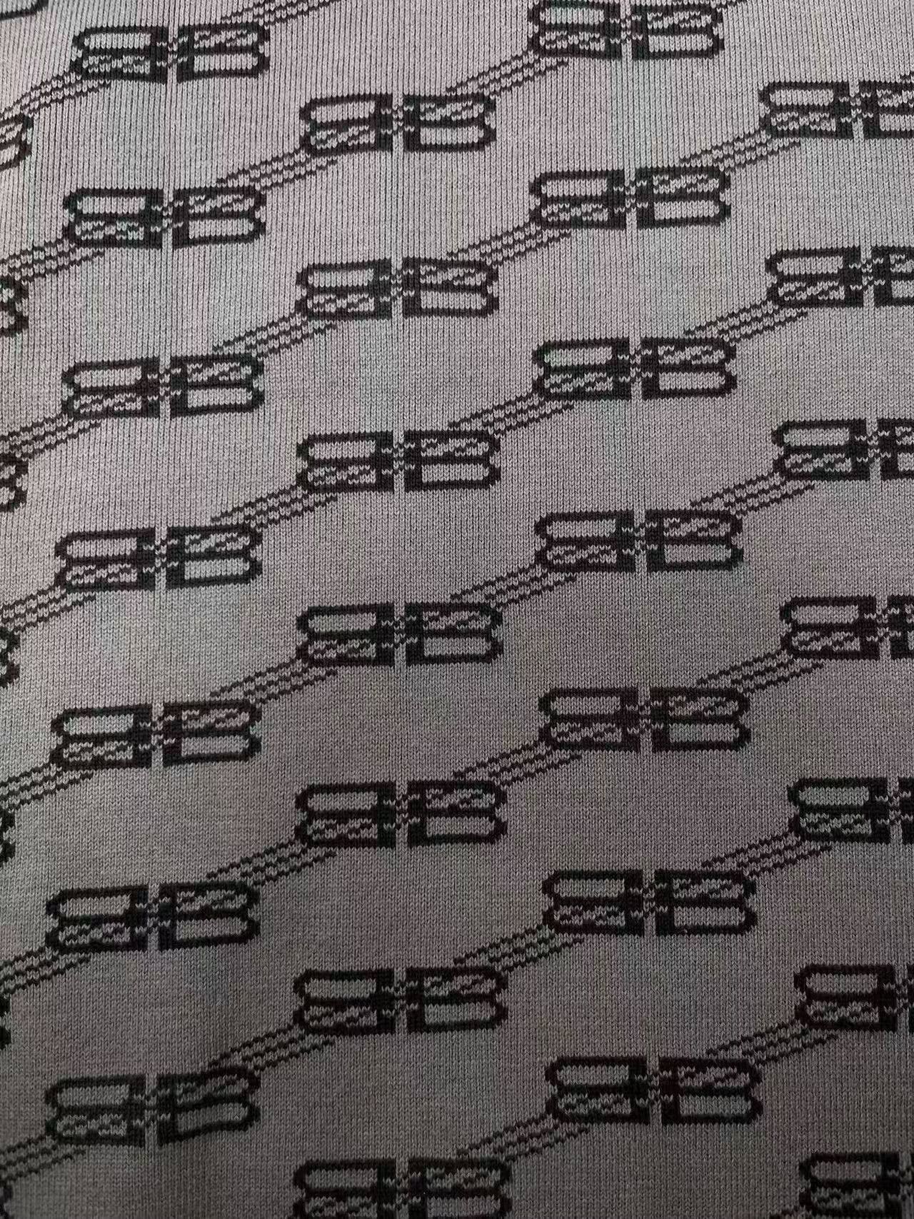 Balenciaga Balenciaga BB Monogram Jacquard Sweater Size M Size US M / EU 48-50 / 2 - 4 Thumbnail