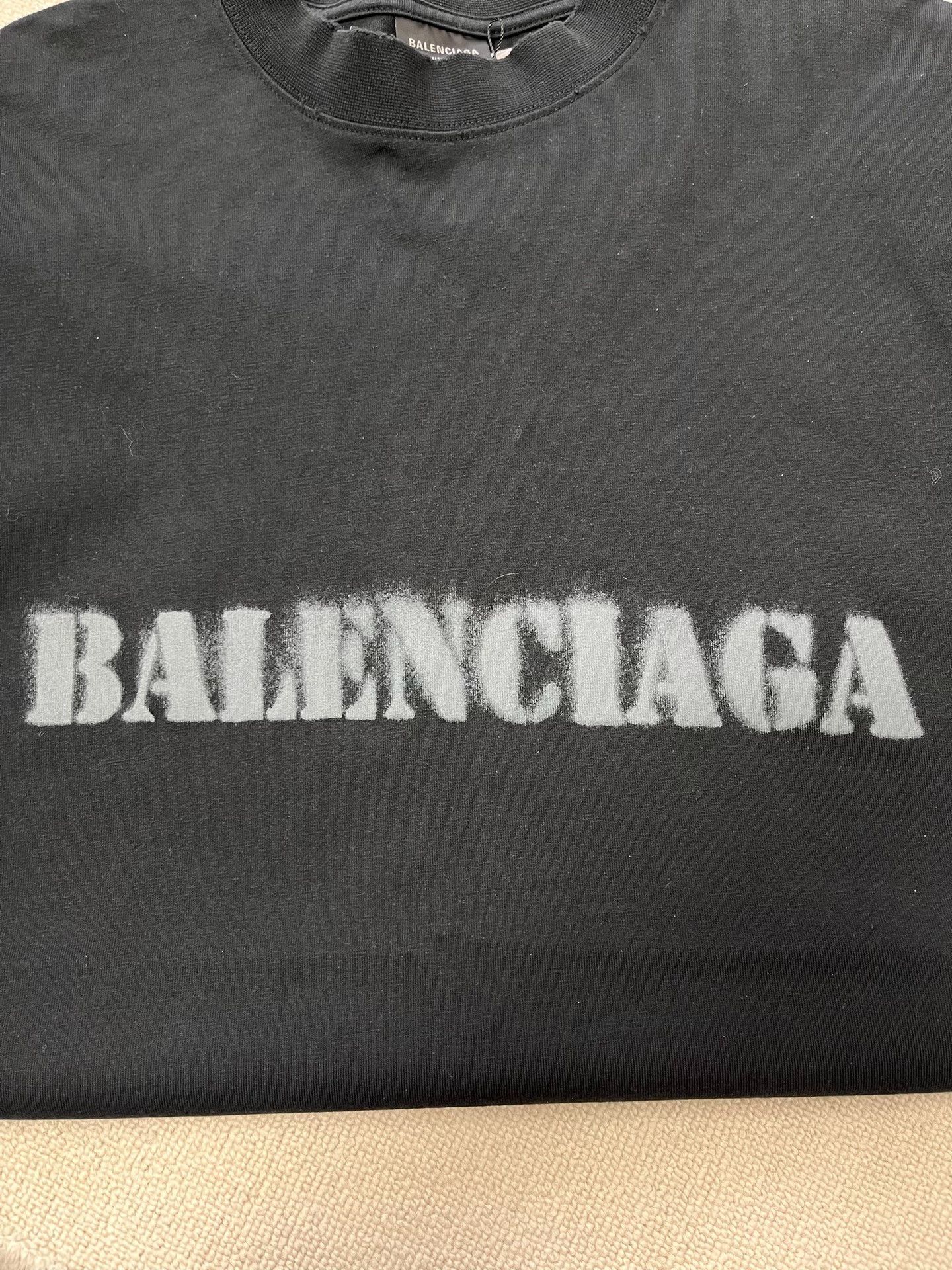 Balenciaga Balenciaga Spray Logo T-Shirt Size M Size US M / EU 48-50 / 2 - 4 Thumbnail