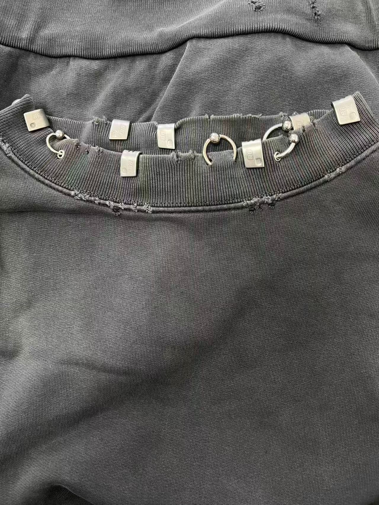 Balenciaga Balenciaga Pierced Hardware Sweatshirt Size 1 Size US S / EU 44-46 / 1 - 4 Thumbnail