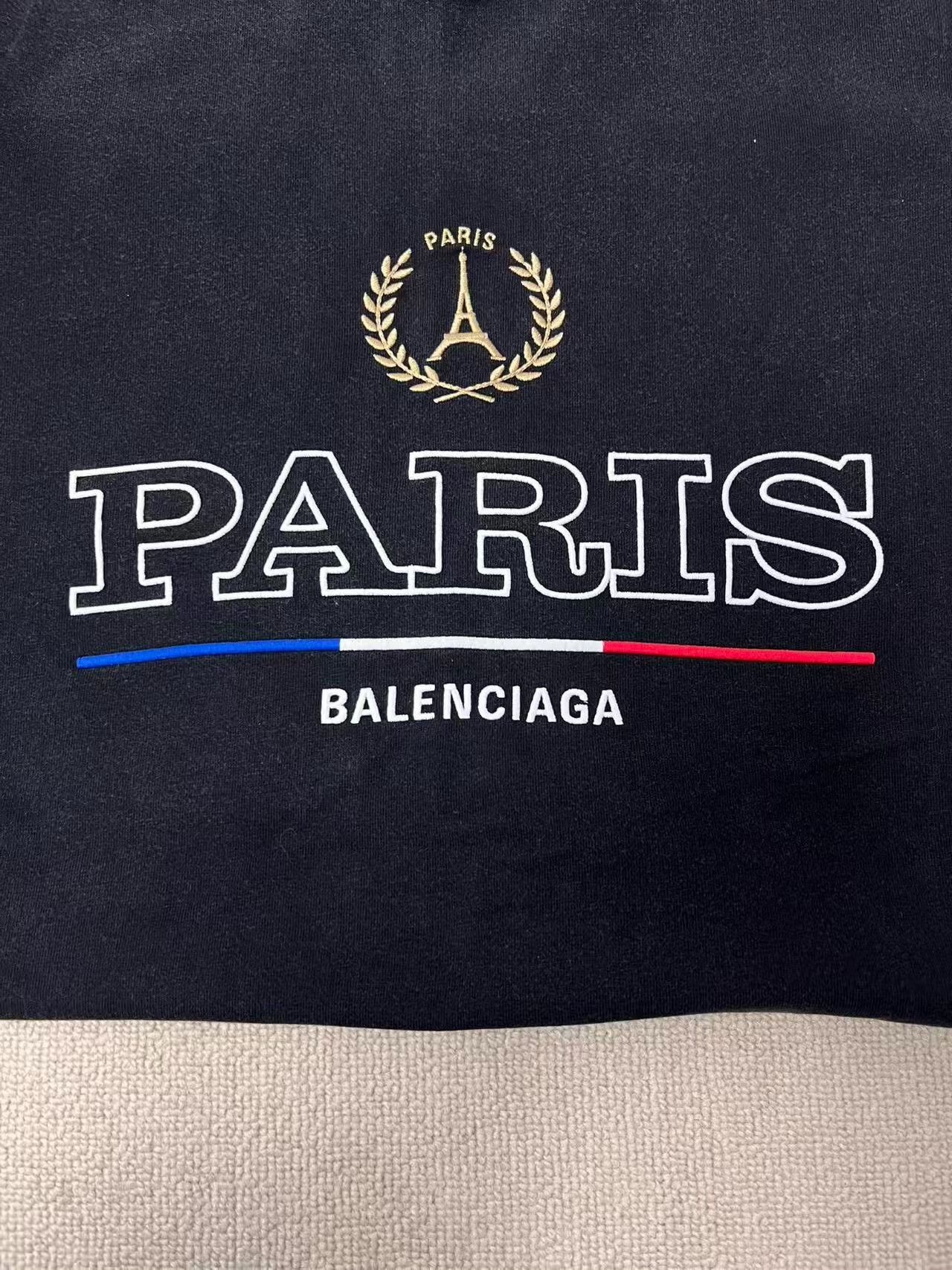 Balenciaga Balenciaga Paris Flag Logo T-Shirt Size M Size US M / EU 48-50 / 2 - 4 Thumbnail