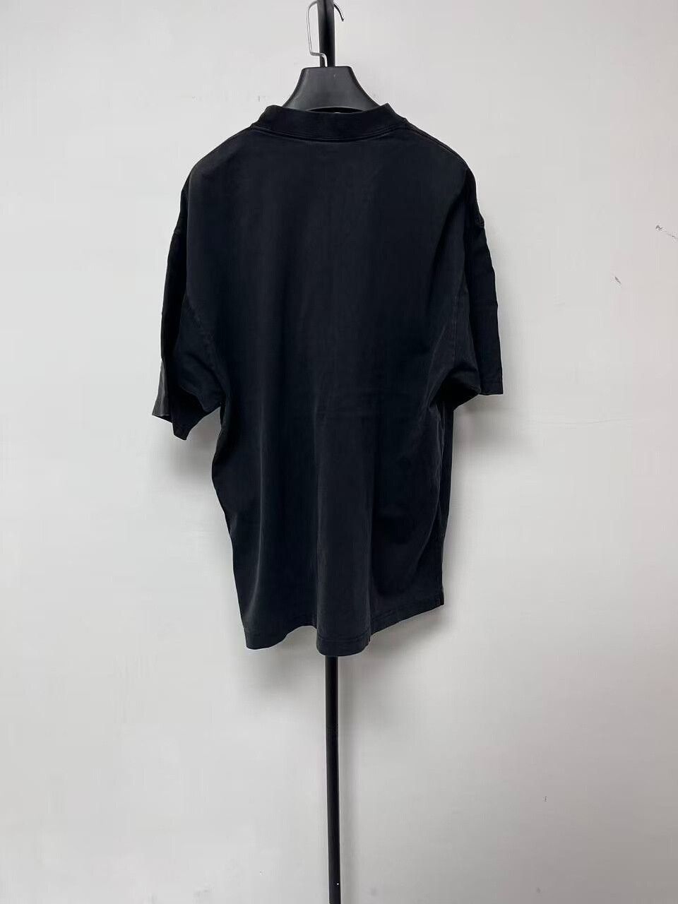 Balenciaga Balenciaga Paris Flag Logo T-Shirt Size M Size US M / EU 48-50 / 2 - 3 Thumbnail