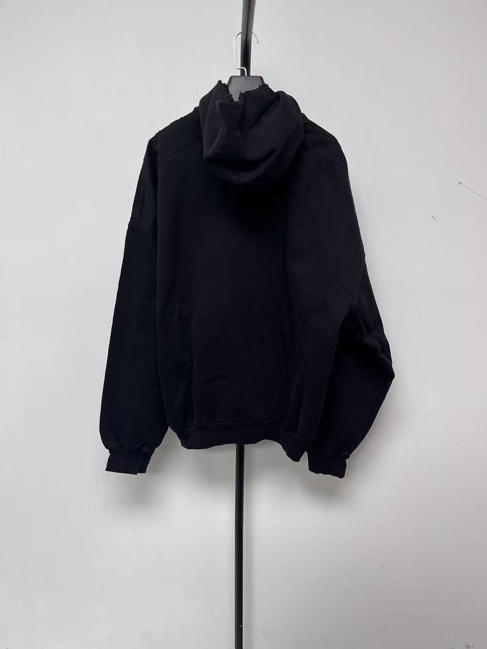 Balenciaga Balenciaga Valentine CD Graphic Hoodie 3 Size US L / EU 52-54 / 3 - 3 Thumbnail