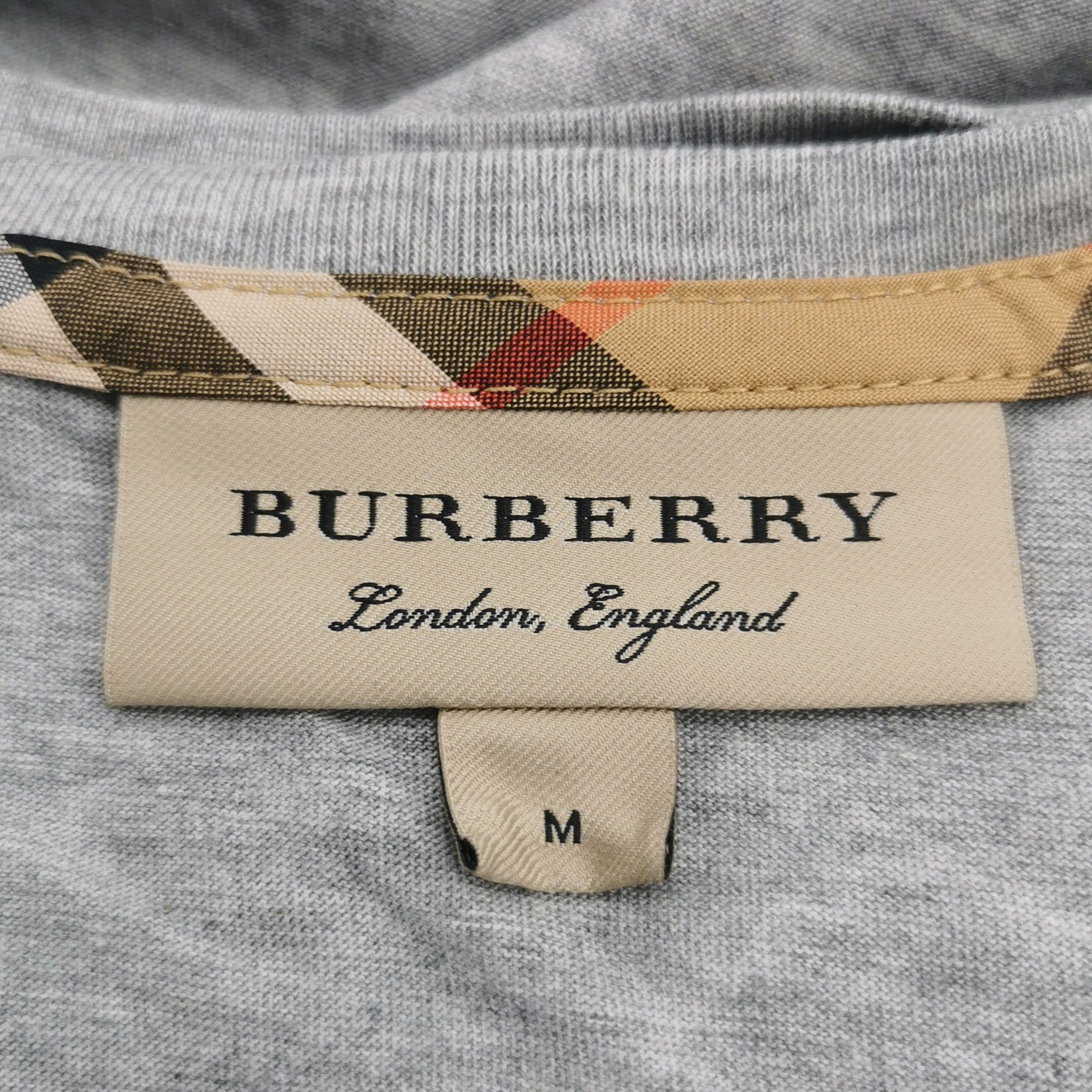 Burberry Burberry Men m Short Sleeve Shirts Size US M / EU 48-50 / 2 - 5 Thumbnail