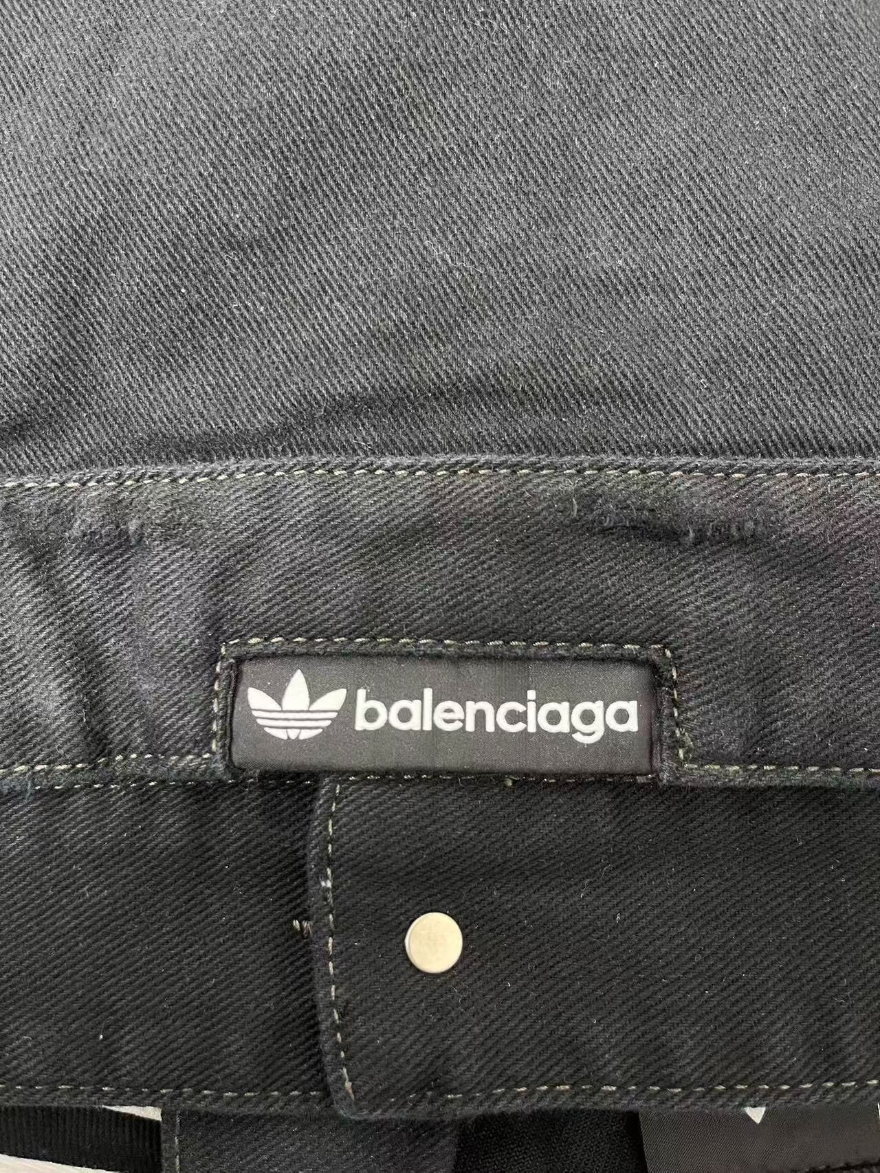 Balenciaga Balenciaga x adidas Striped Denim Jacket 2 Size US M / EU 48-50 / 2 - 4 Thumbnail