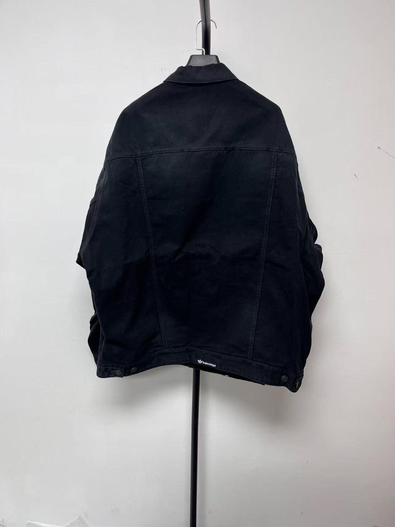 Balenciaga Balenciaga x adidas Striped Denim Jacket 2 Size US M / EU 48-50 / 2 - 3 Thumbnail