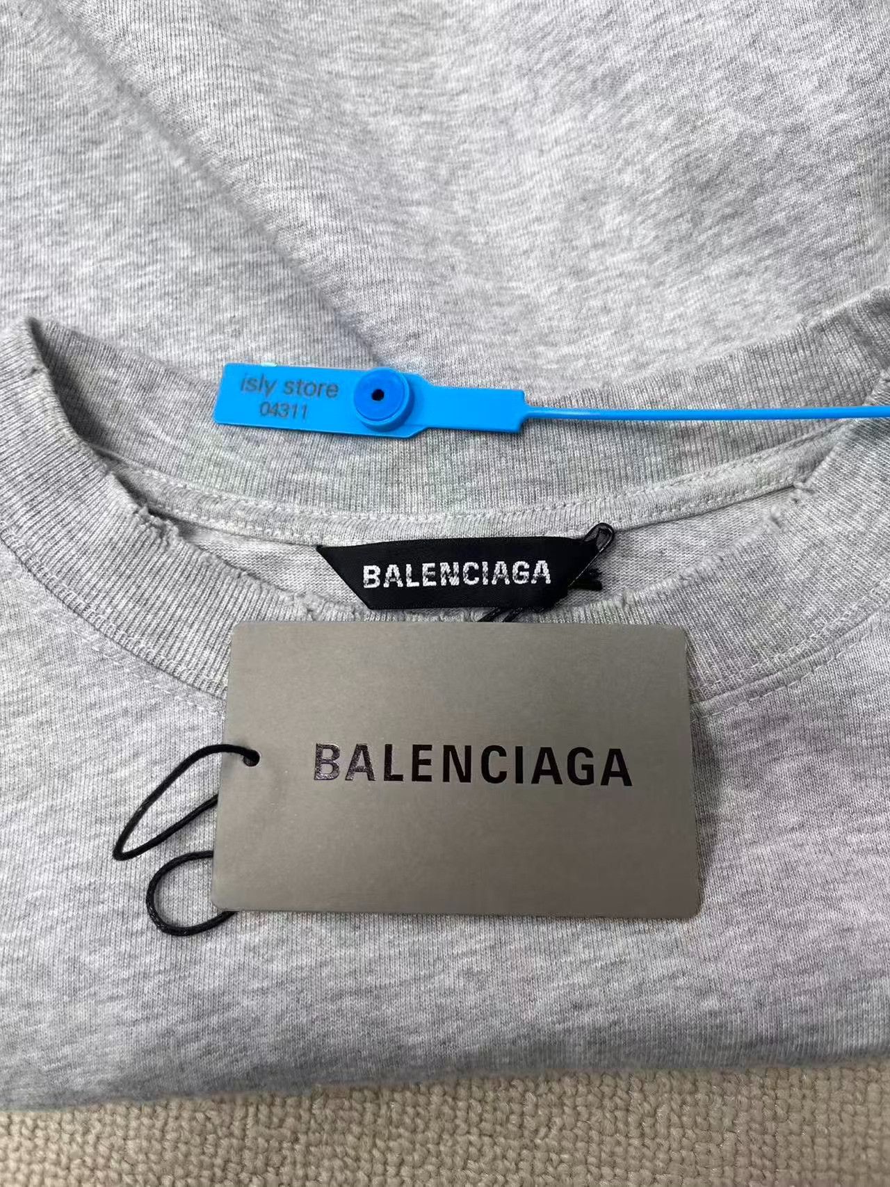 Balenciaga Balenciaga Double Sleeve Logo Long Sleeve T-Shirt XL Size US XL / EU 56 / 4 - 6 Thumbnail
