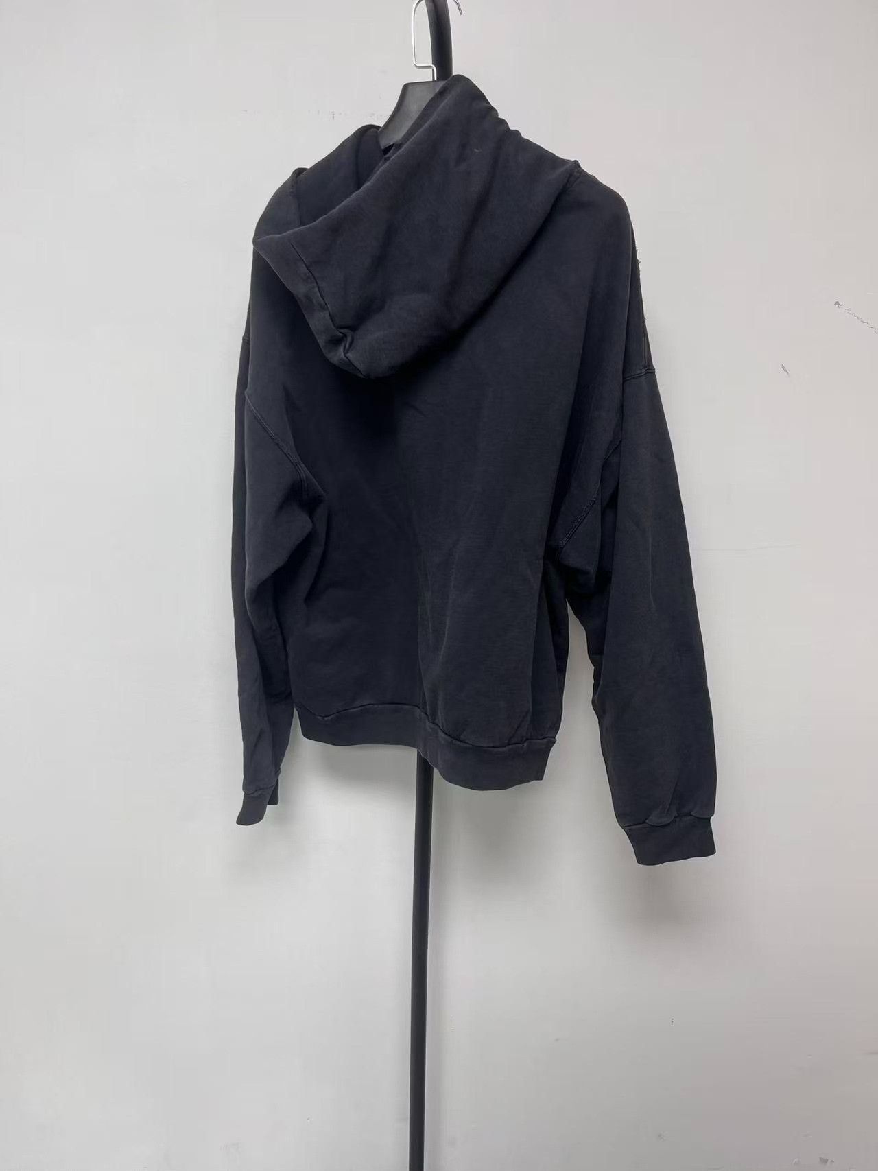 Balenciaga Balenciaga Crest Print Logo Hoodie XS Size US XS / EU 42 / 0 - 3 Thumbnail