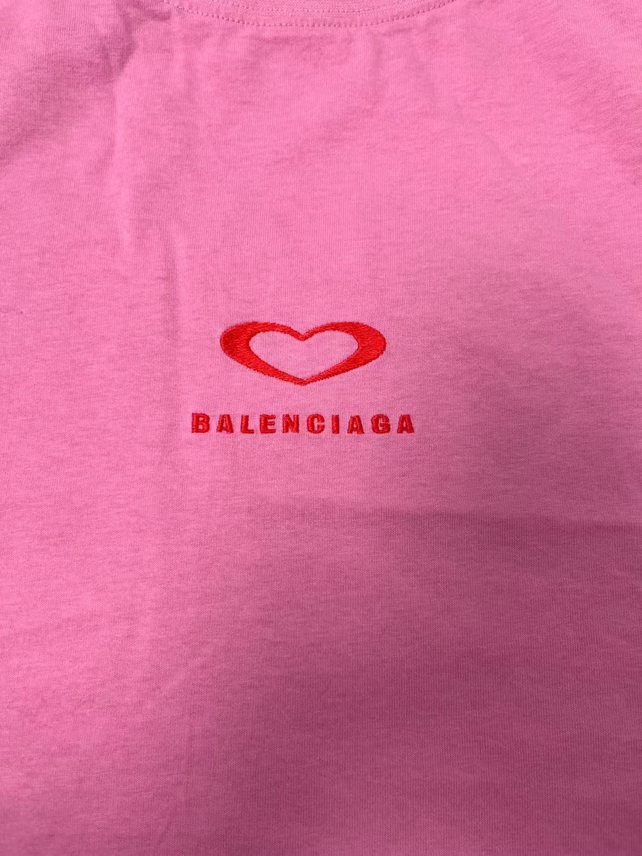 Balenciaga Balenciaga Heart Logo Embroidered T-Shirt Size 2 Size US M / EU 48-50 / 2 - 4 Thumbnail
