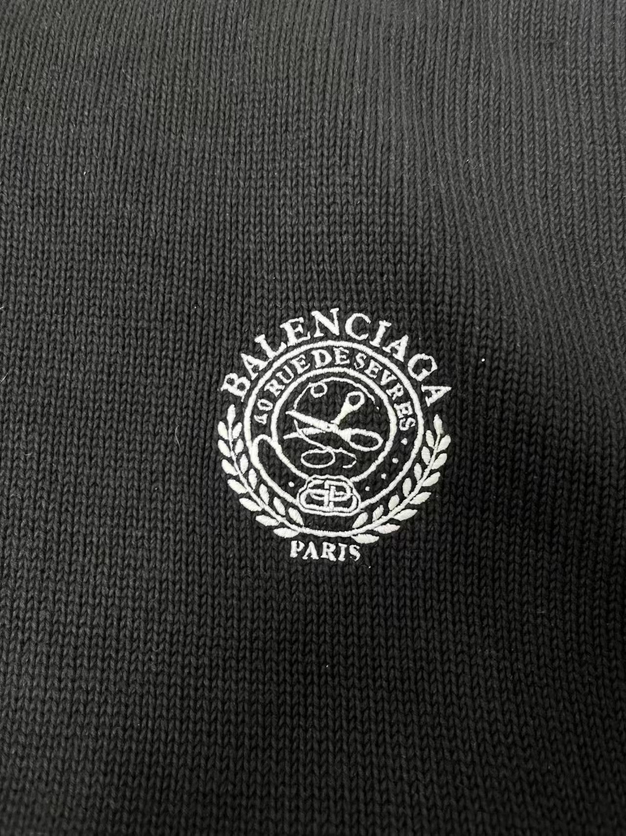 Balenciaga Balenciaga Crest Logo Sweater XS Size US XS / EU 42 / 0 - 4 Thumbnail