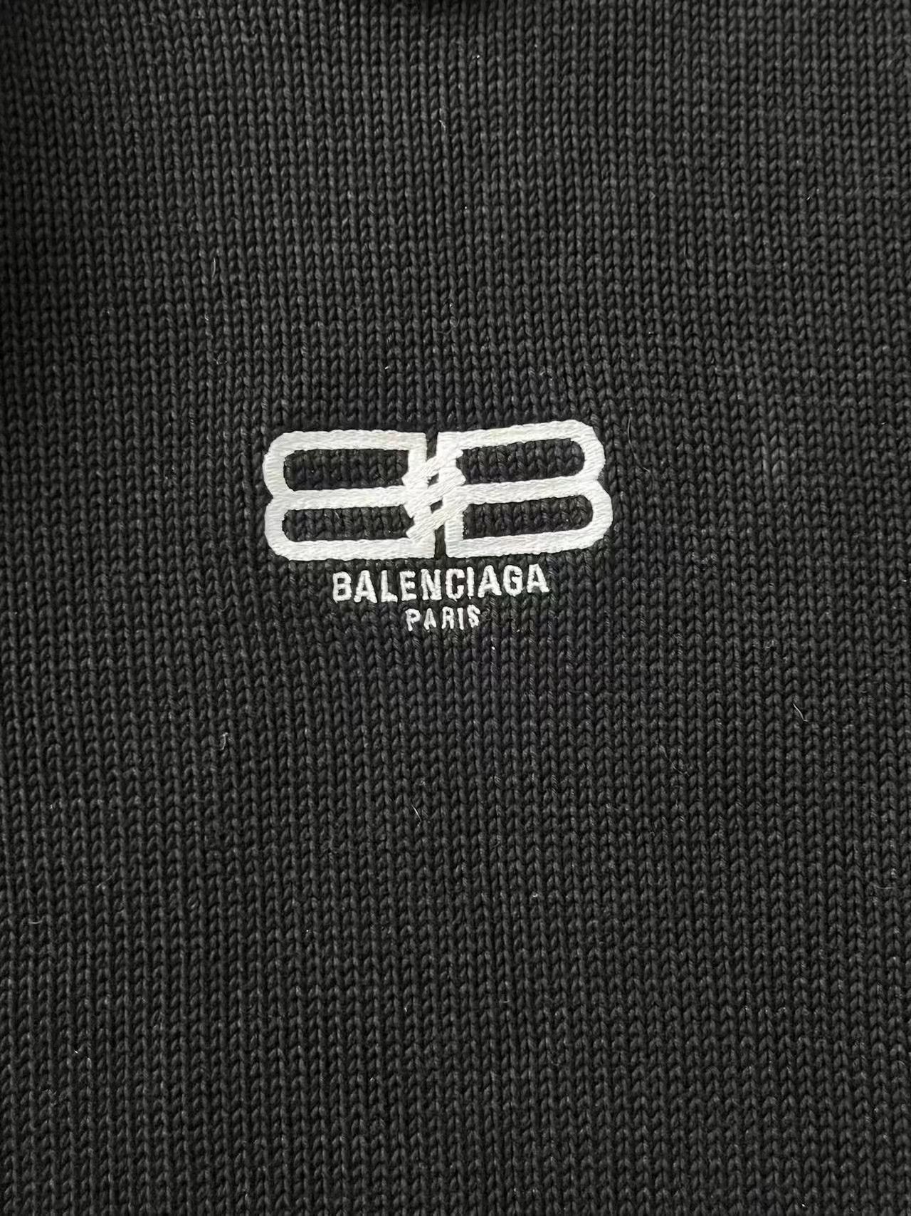 Balenciaga Balenciaga BB Logo Embroidered Sweater Size M Size US M / EU 48-50 / 2 - 4 Thumbnail