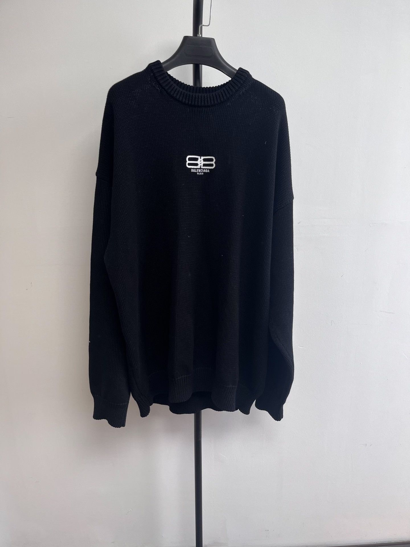 Balenciaga Balenciaga BB Logo Embroidered Sweater Size M Size US M / EU 48-50 / 2 - 2 Thumbnail