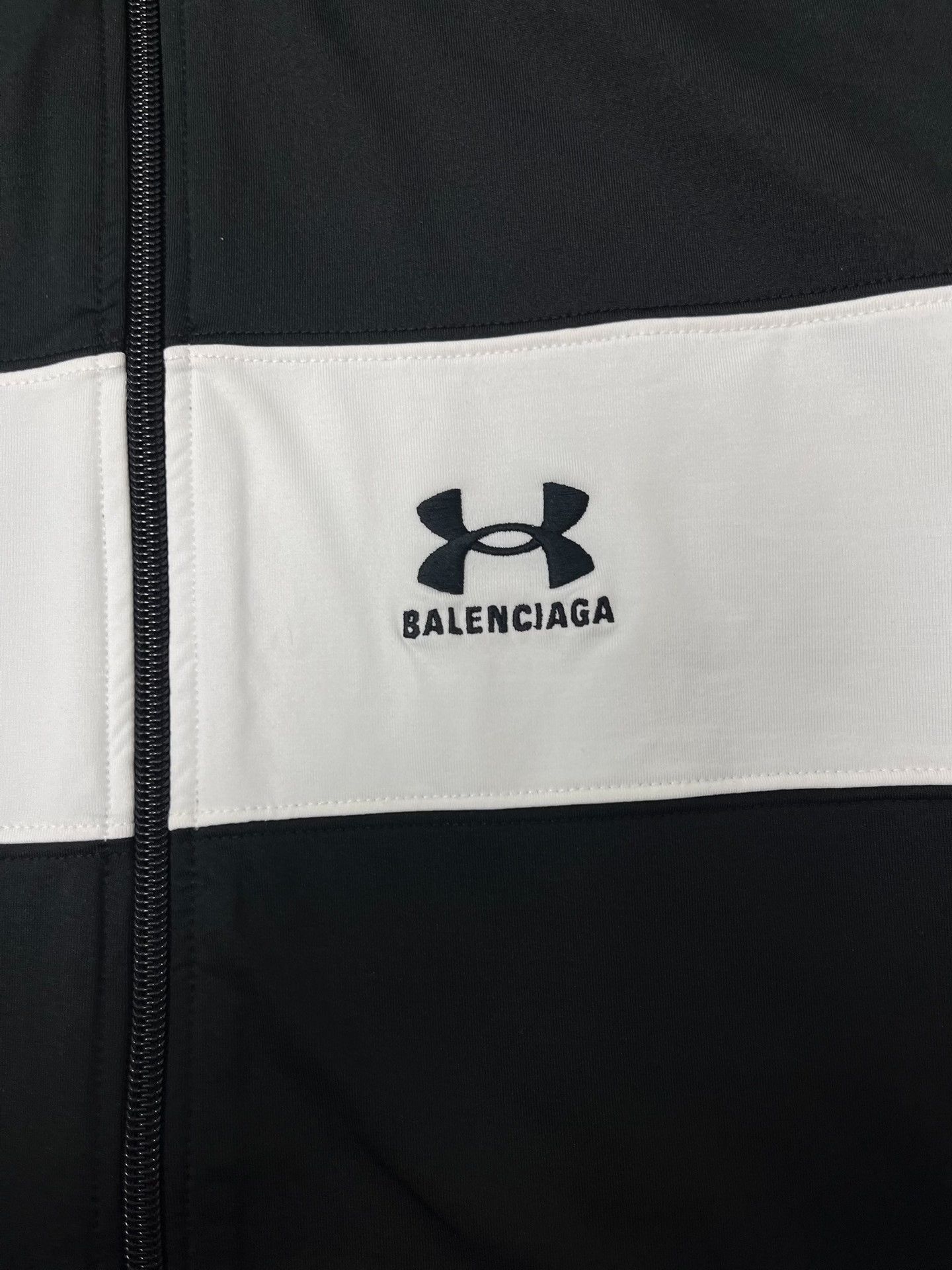 Balenciaga Balenciaga x Under Armour Logo Zip Hoodie Size M Size US M / EU 48-50 / 2 - 4 Thumbnail