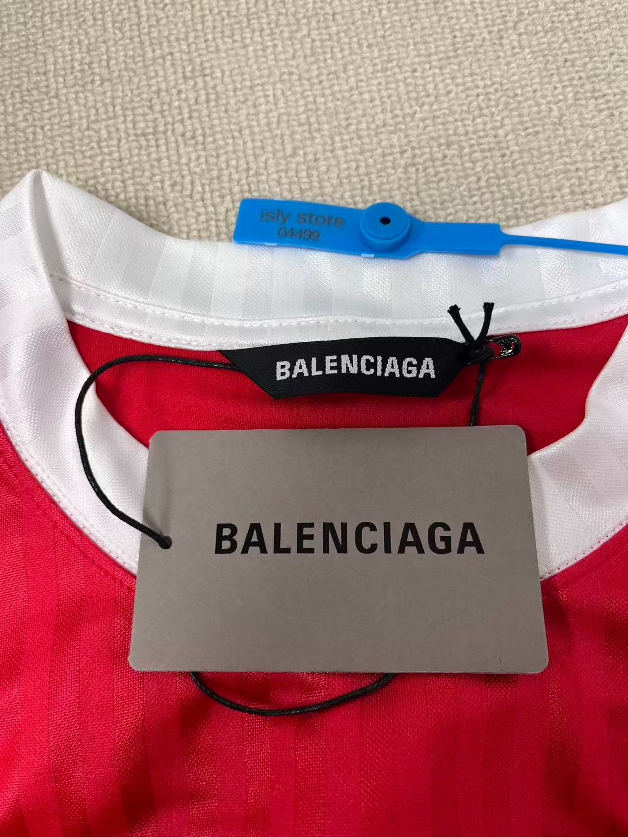 Balenciaga Balenciaga Red Soccer Scarf Jersey Top Size M Size US M / EU 48-50 / 2 - 5 Thumbnail