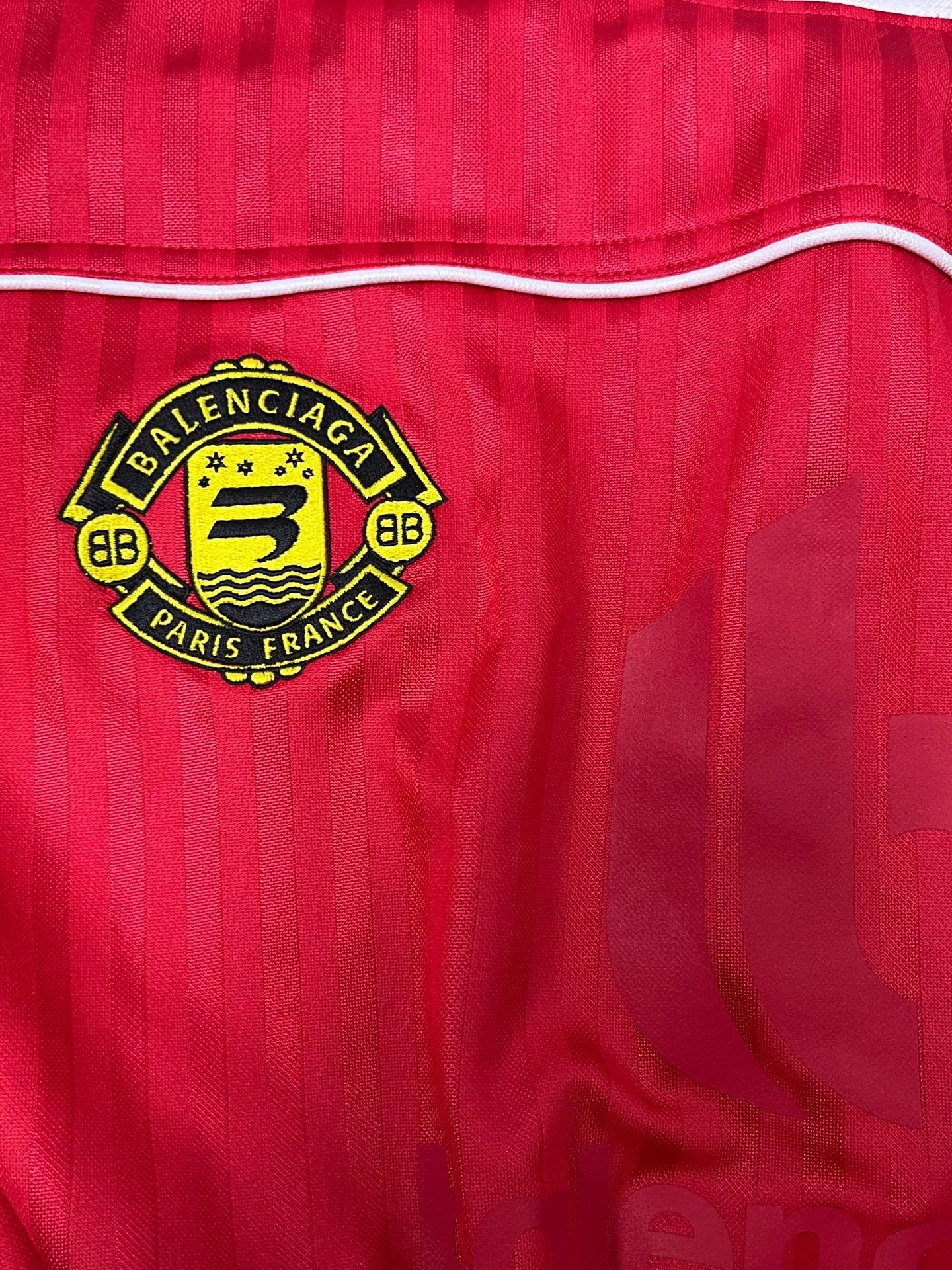 Balenciaga Balenciaga Red Soccer Scarf Jersey Top Size M Size US M / EU 48-50 / 2 - 4 Thumbnail