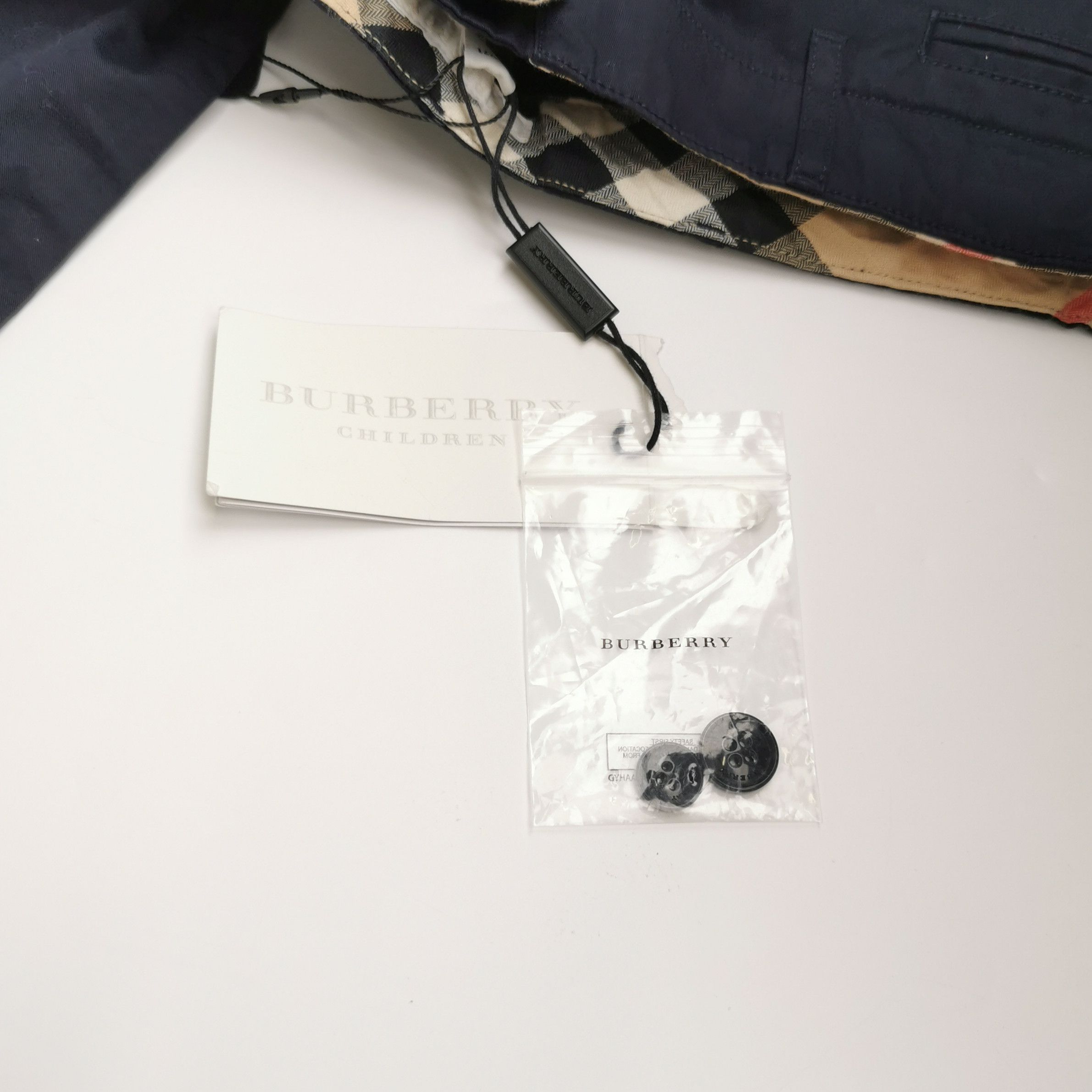 Burberry Burberry Men 32 Casual Pants Size US 32 / EU 48 - 4 Thumbnail