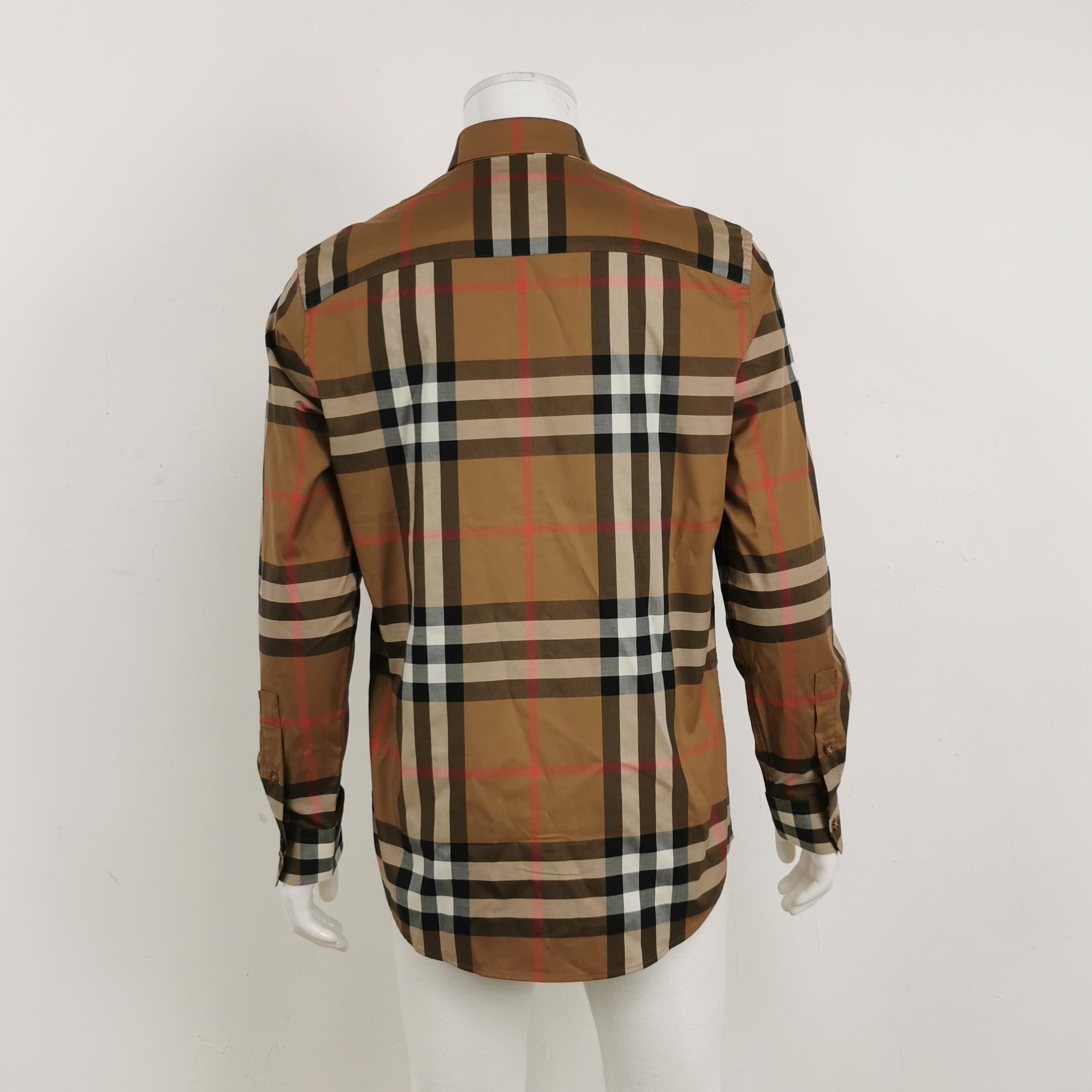 Burberry Burberry Men m Button Ups Size US M / EU 48-50 / 2 - 2 Thumbnail
