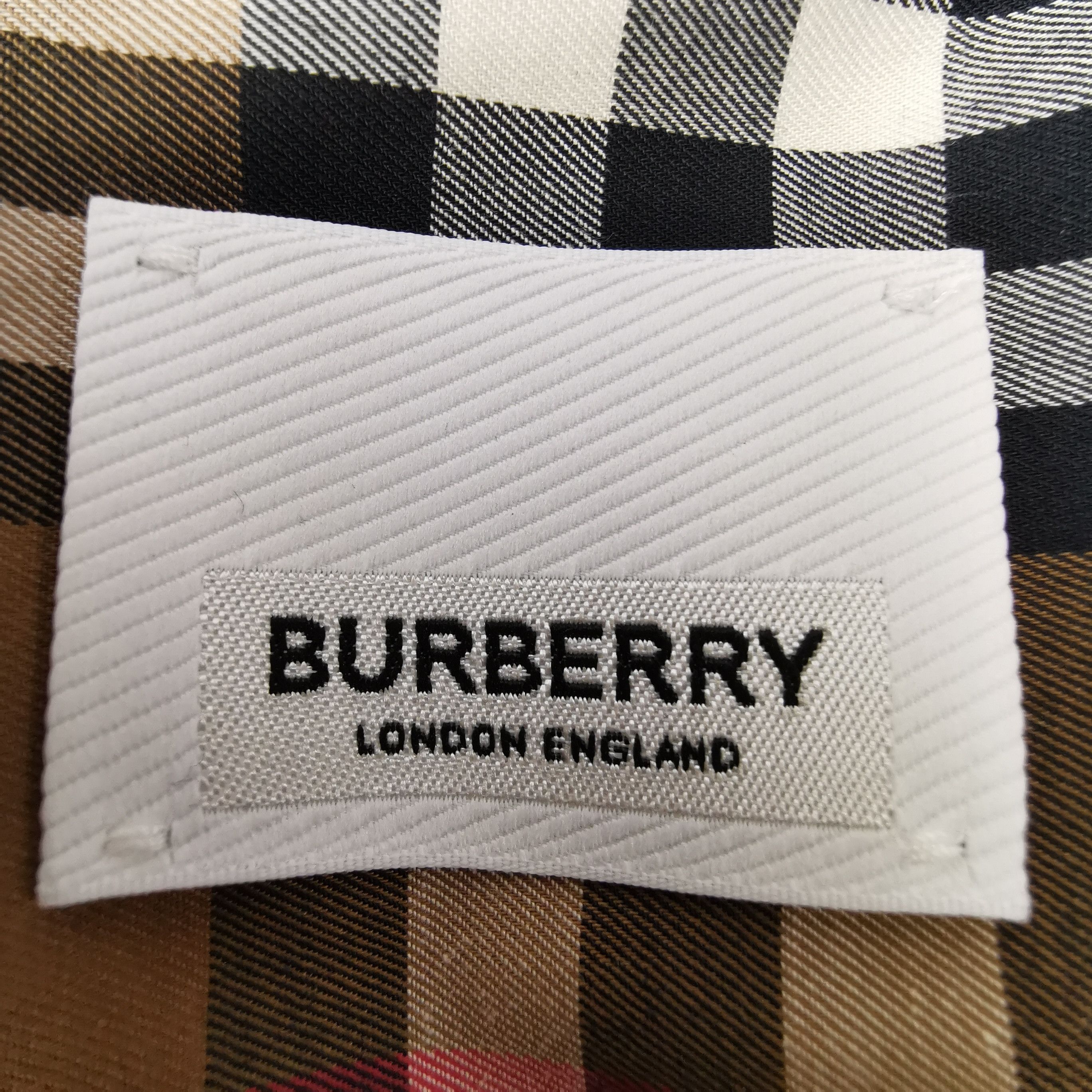 Burberry Burberry Men m Button Ups Size US M / EU 48-50 / 2 - 5 Thumbnail