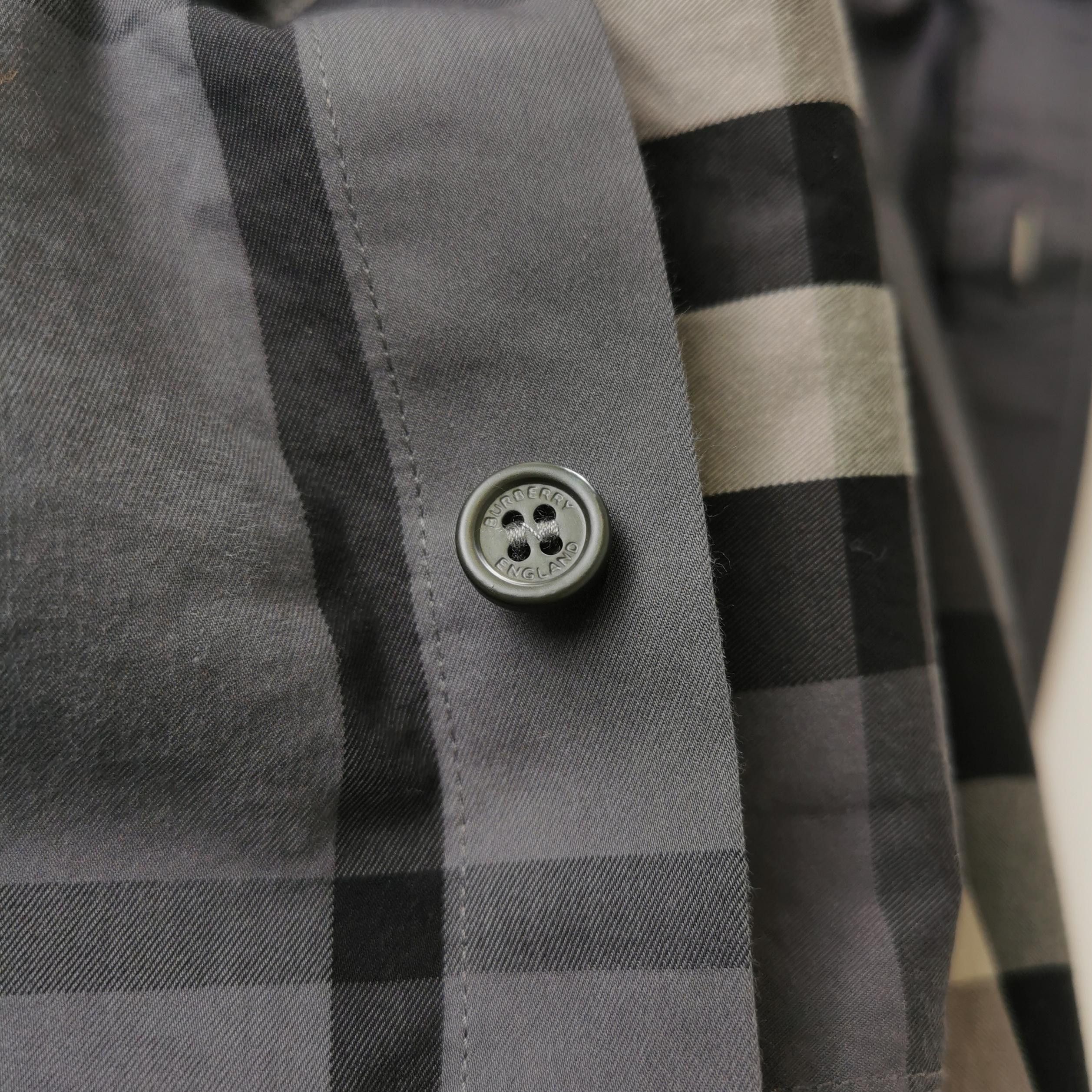 Burberry Burberry Men l Button Ups Size US L / EU 52-54 / 3 - 3 Thumbnail