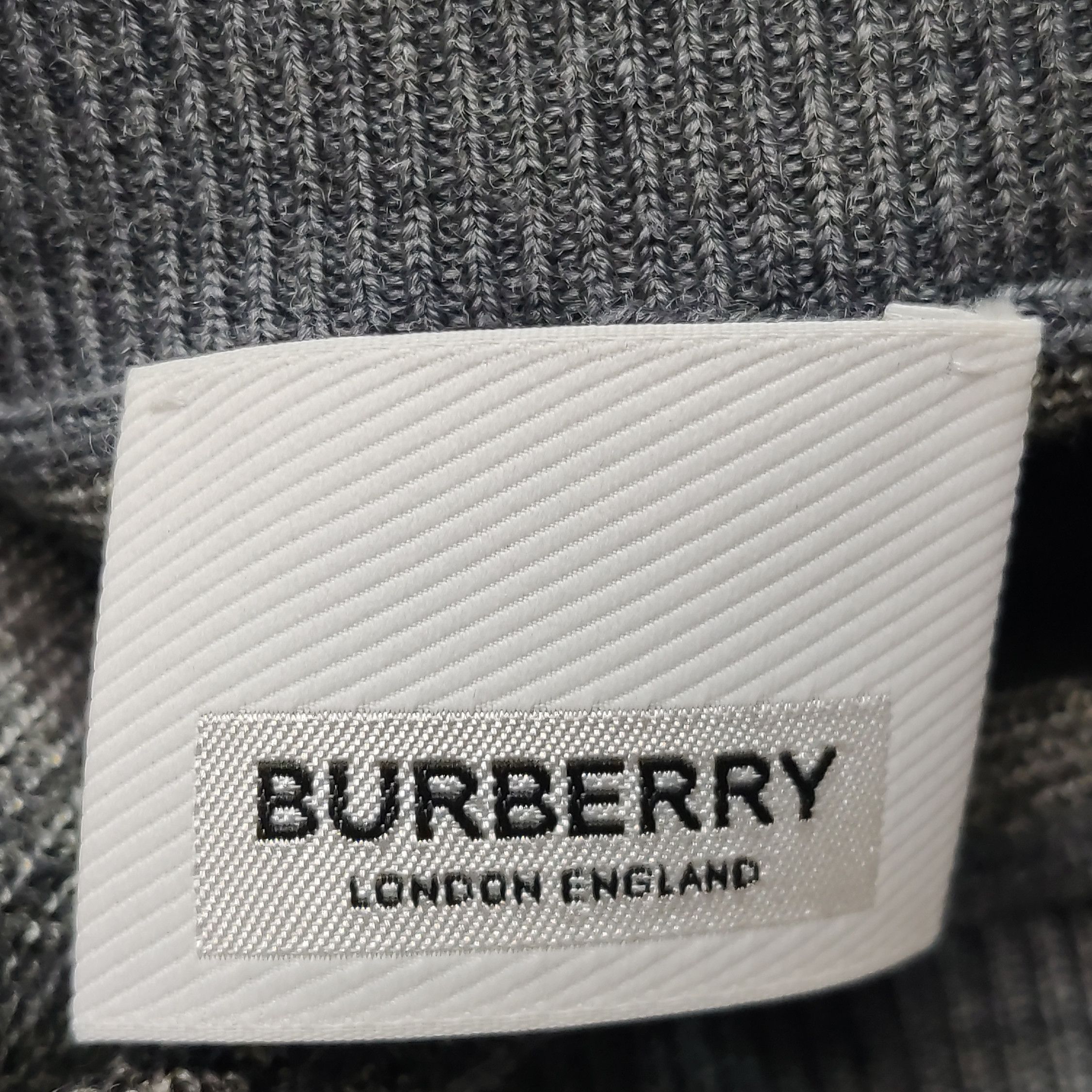 Burberry Burberry Men s Sweaters Knitwear Size US S / EU 44-46 / 1 - 9 Thumbnail