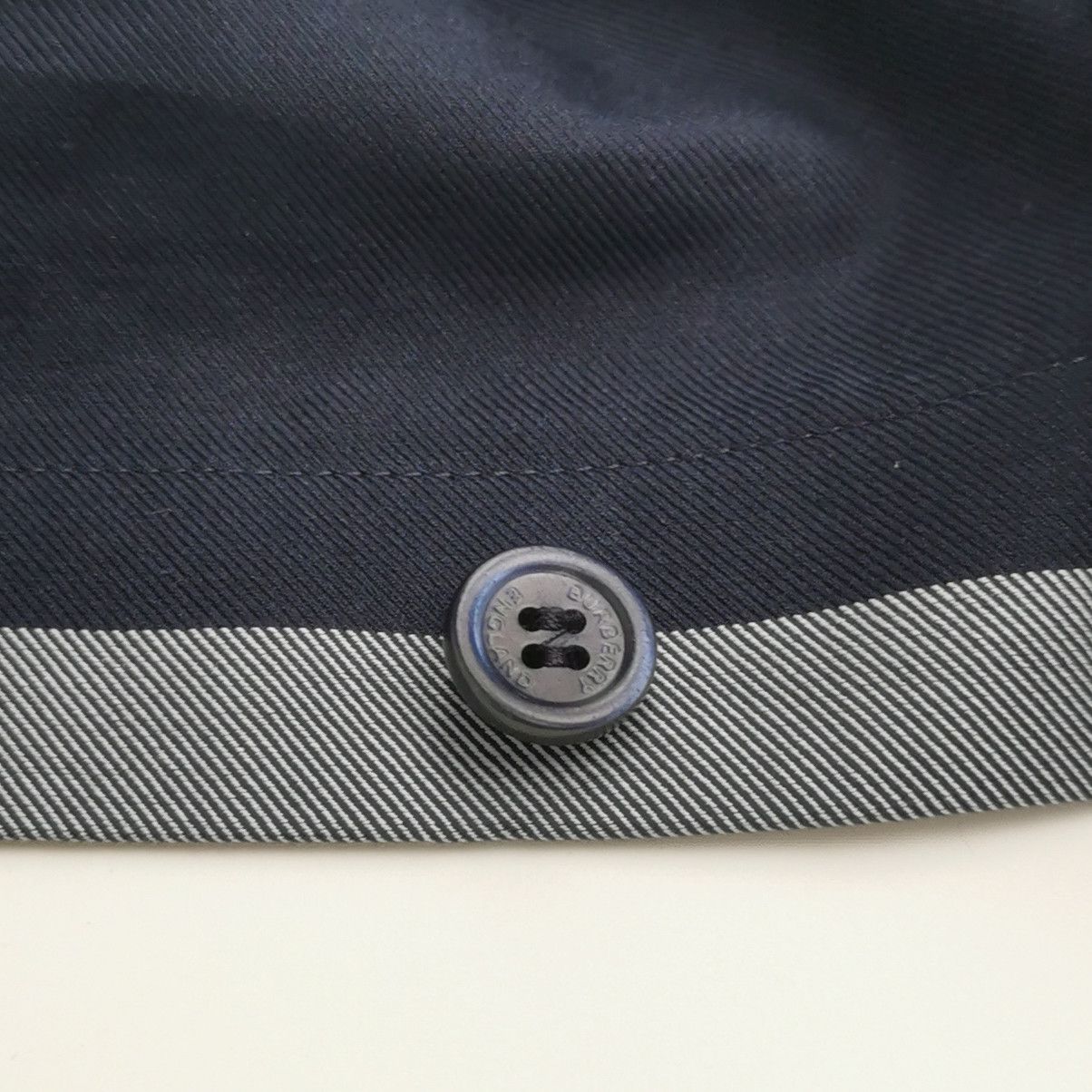 Burberry Burberry Men m Button Ups Size US M / EU 48-50 / 2 - 3 Thumbnail