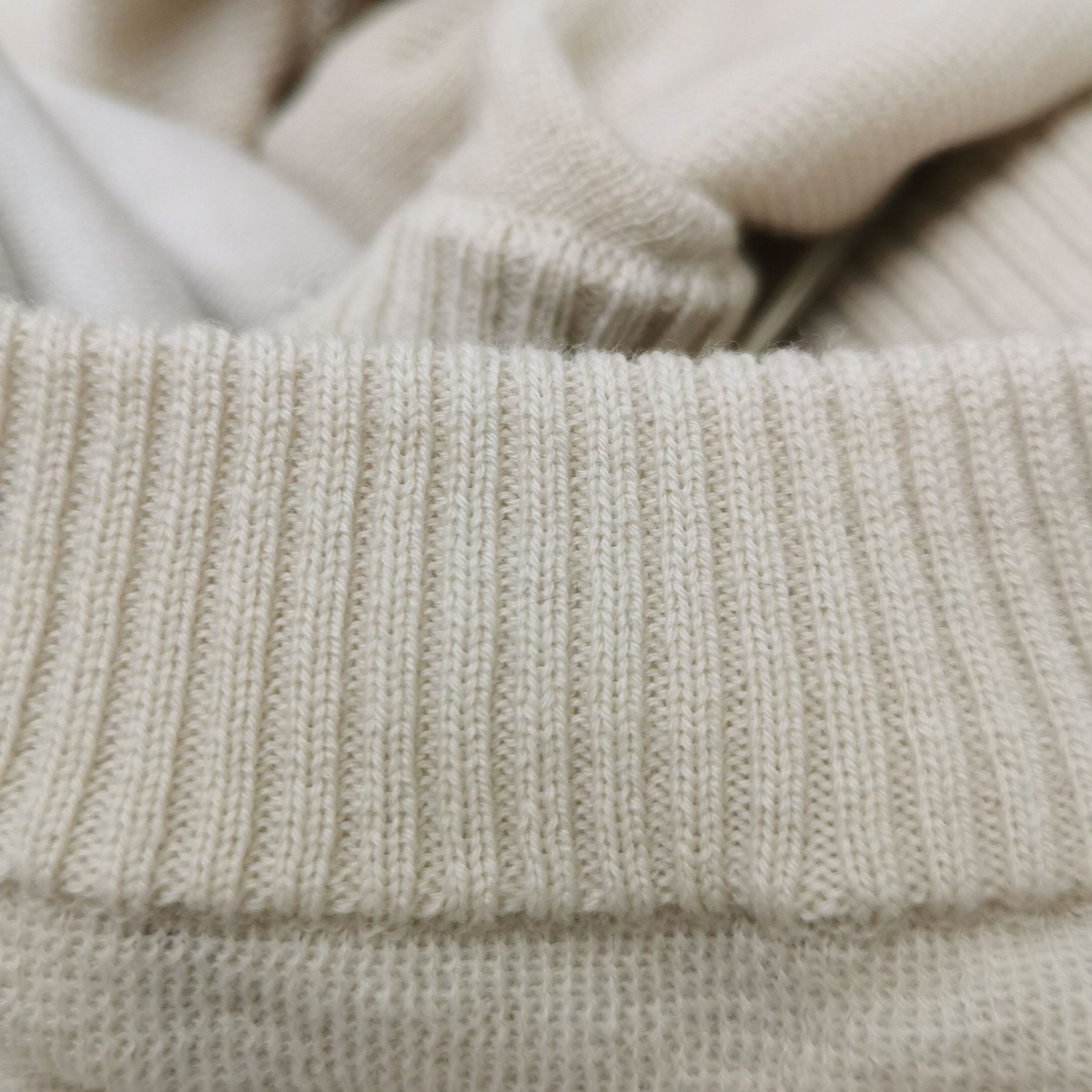 Burberry Burberry Men s Sweaters Knitwear Size US S / EU 44-46 / 1 - 8 Thumbnail