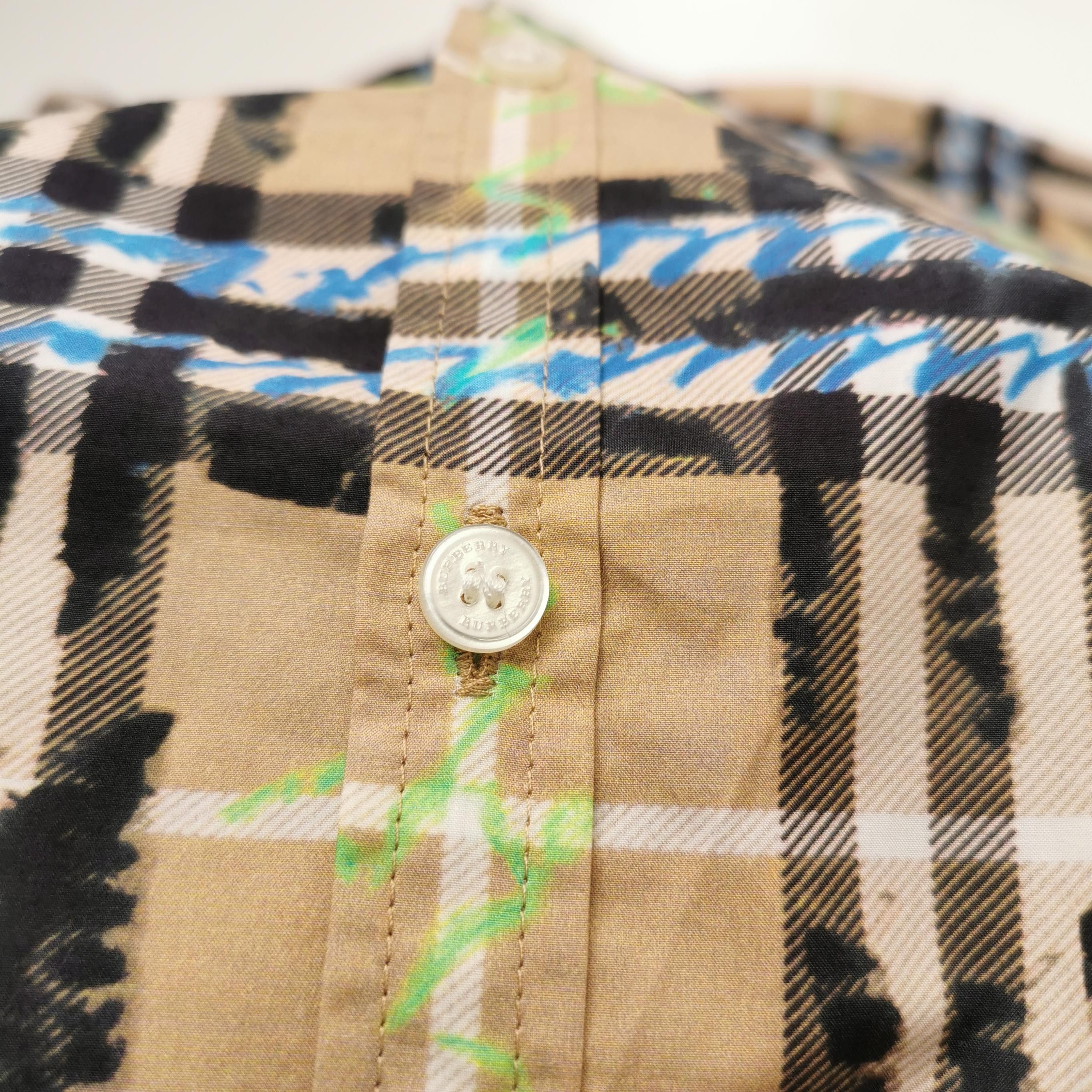 Burberry Burberry Men m Button Ups Size US M / EU 48-50 / 2 - 3 Thumbnail