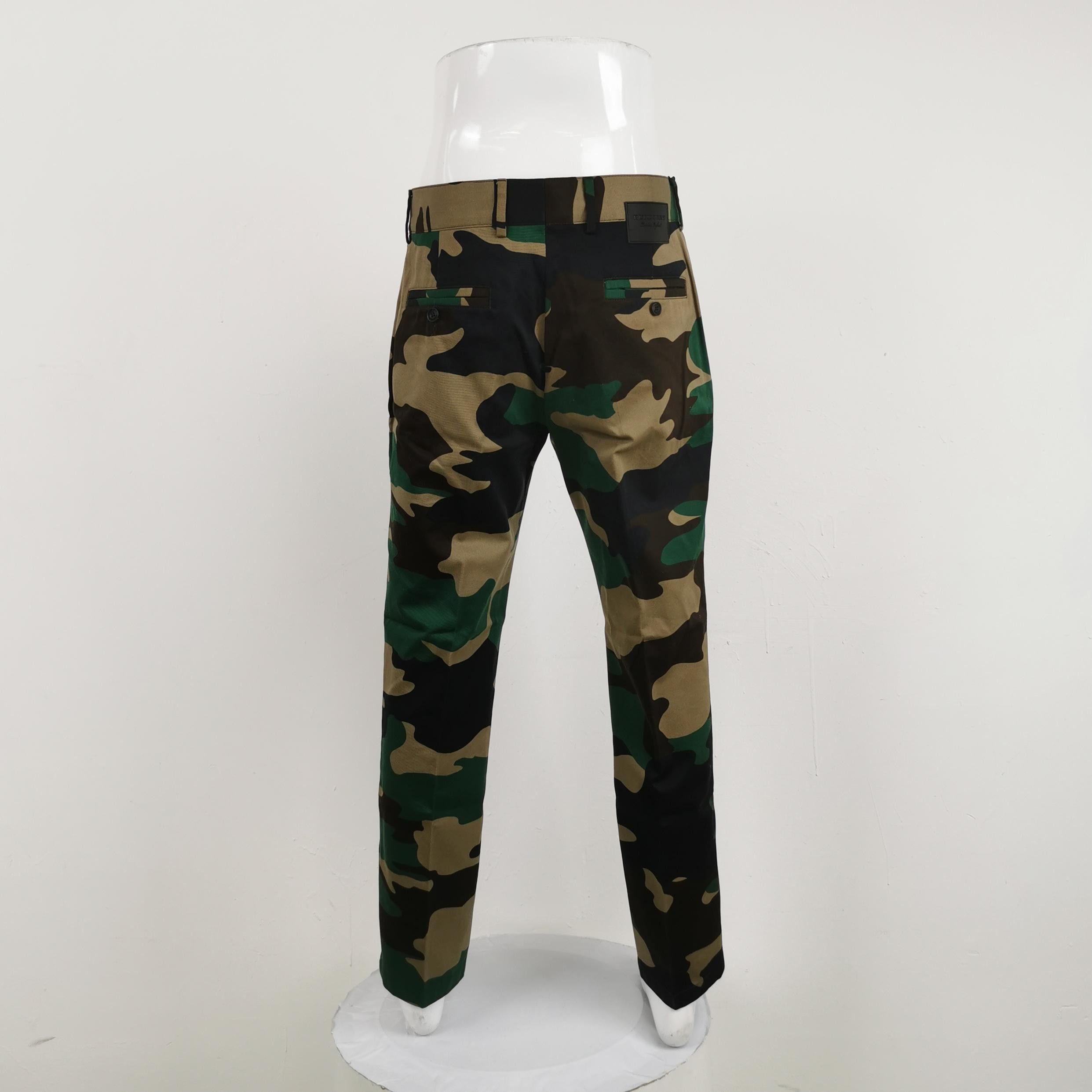 Burberry Burberry Men 26 Casual Pants Size US 26 / EU 42 - 2 Thumbnail