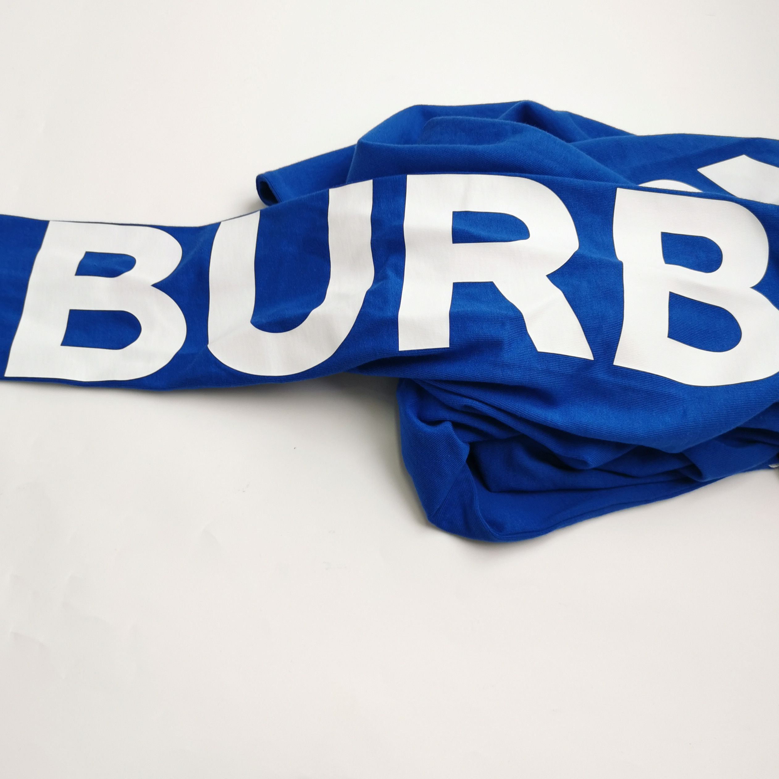 Burberry Burberry Men m Short Sleeve Shirts Size US M / EU 48-50 / 2 - 3 Thumbnail