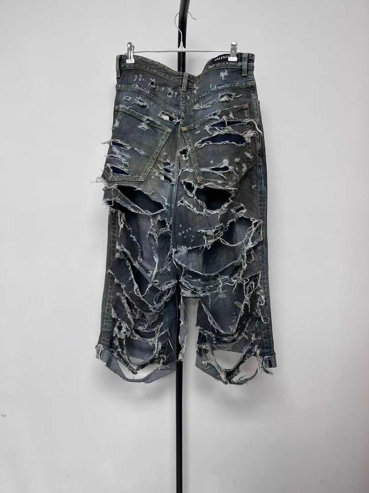 Balenciaga Balenciaga Super Destroyed Mud Washed Denim Size S Size US 30 / EU 46 - 3 Thumbnail