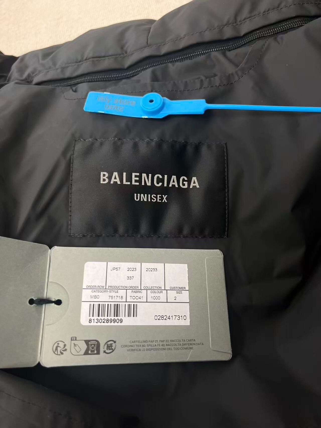 Balenciaga Balenciaga Logo Puffer Vest Size 2 Size US M / EU 48-50 / 2 - 5 Thumbnail