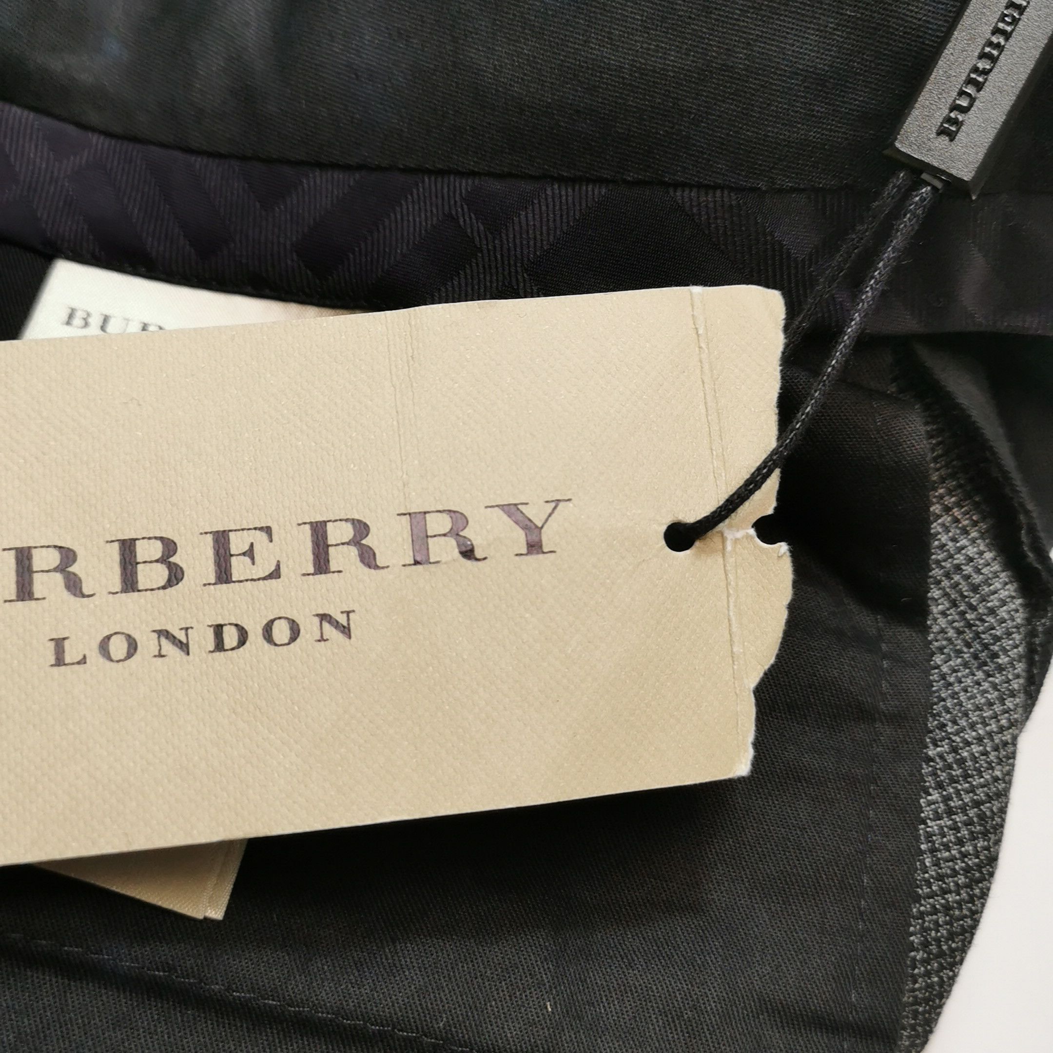Burberry Burberry Men 30 Casual Pants Size US 30 / EU 46 - 8 Thumbnail