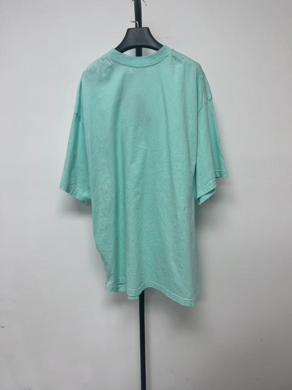 Balenciaga Balenciaga Mint Logo Embroidered T-Shirt US M Size US M / EU 48-50 / 2 - 3 Thumbnail