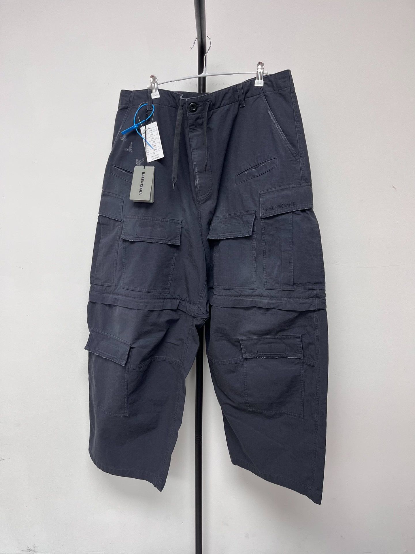 Balenciaga Balenciaga Washed Cargo Pants Size S Size US 30 / EU 46 - 2 Thumbnail