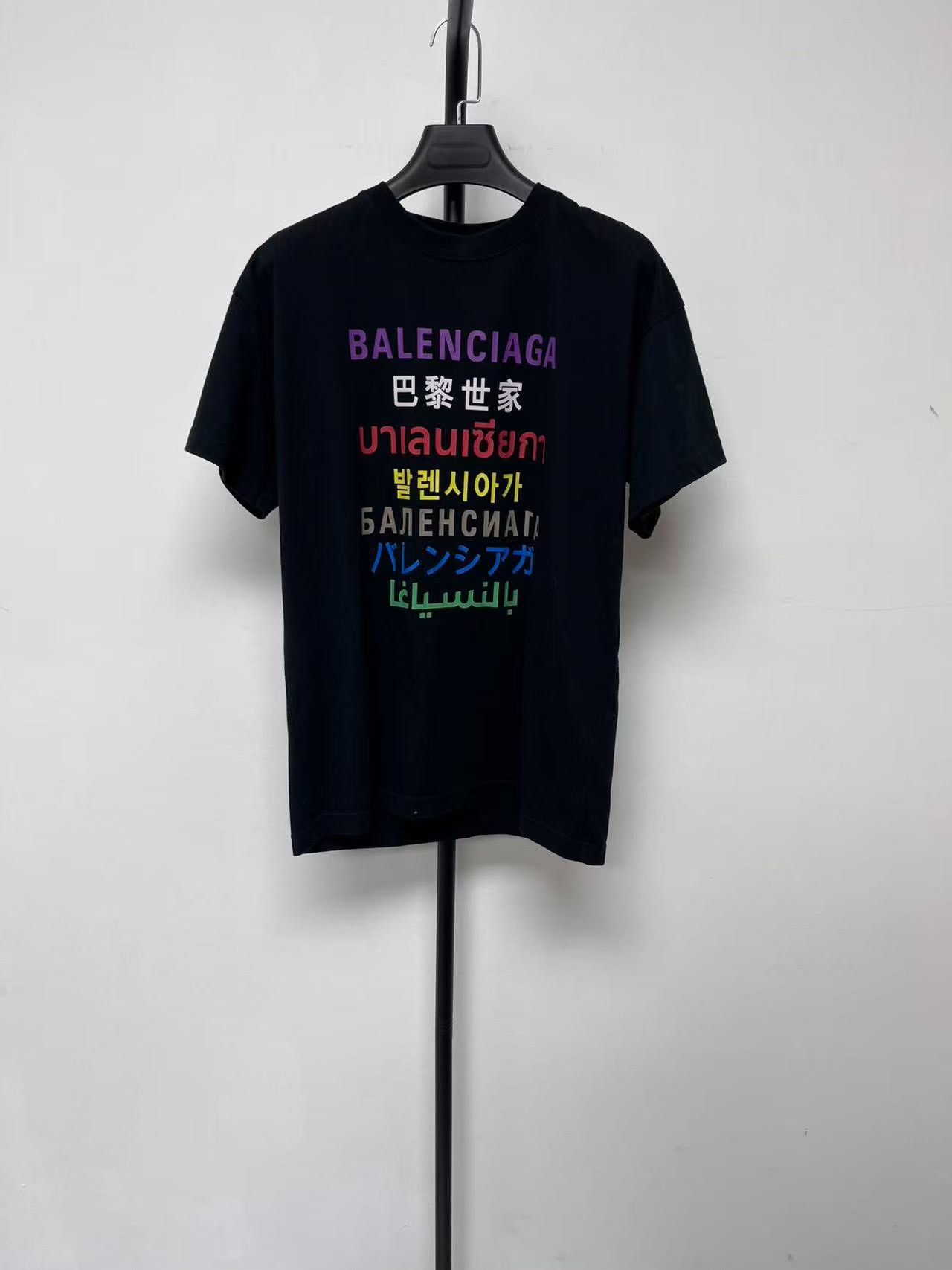 Balenciaga Balenciaga Multi Language Logo T-Shirt XS Size XS / US 0-2 / IT 36-38 - 2 Thumbnail