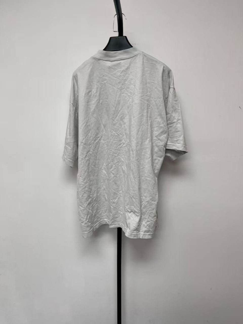 Balenciaga Balenciaga Logo Graphic T-Shirt Size L Size US L / EU 52-54 / 3 - 3 Thumbnail