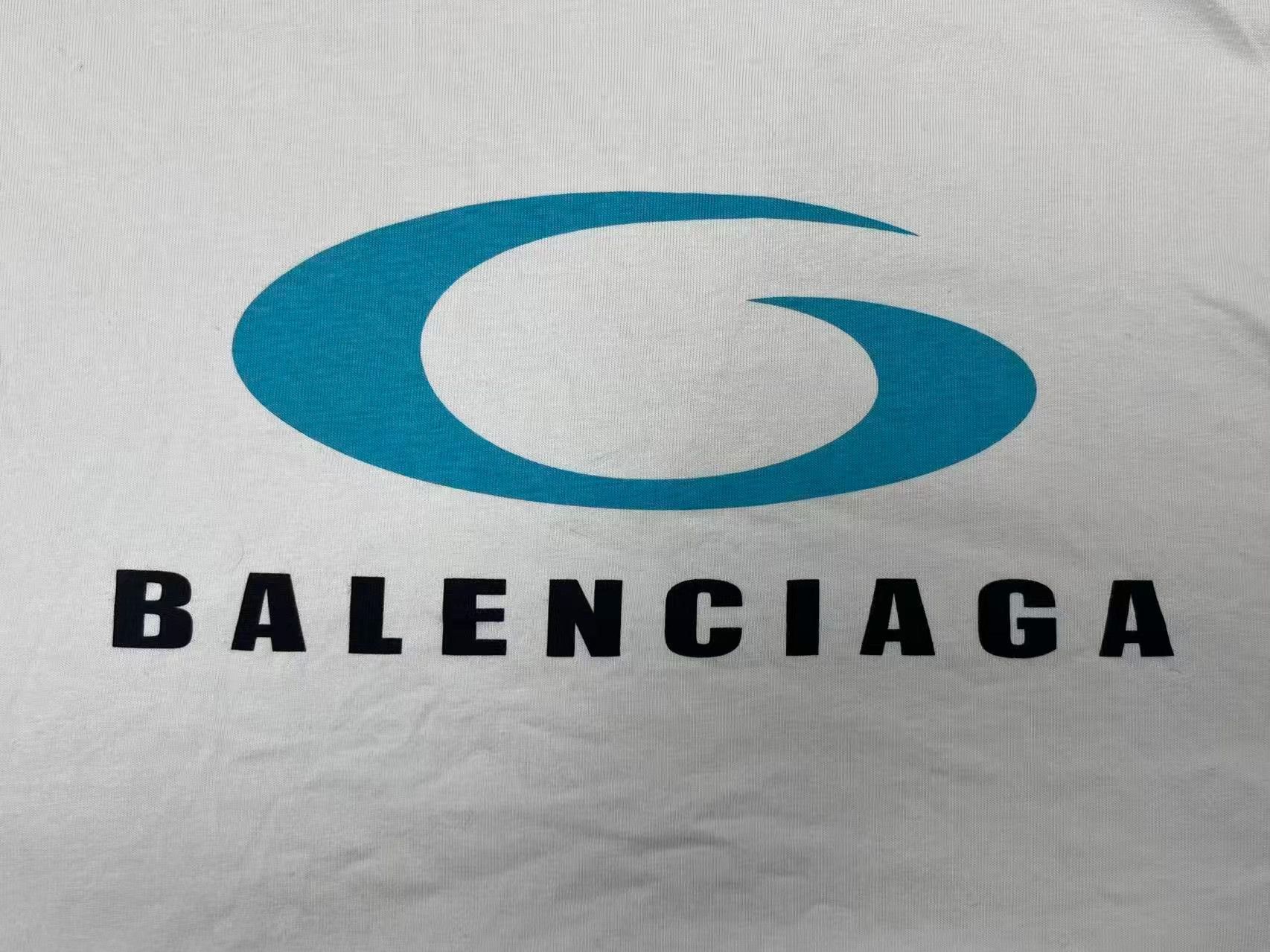 Balenciaga Balenciaga Logo Graphic T-Shirt Size L Size US L / EU 52-54 / 3 - 4 Thumbnail