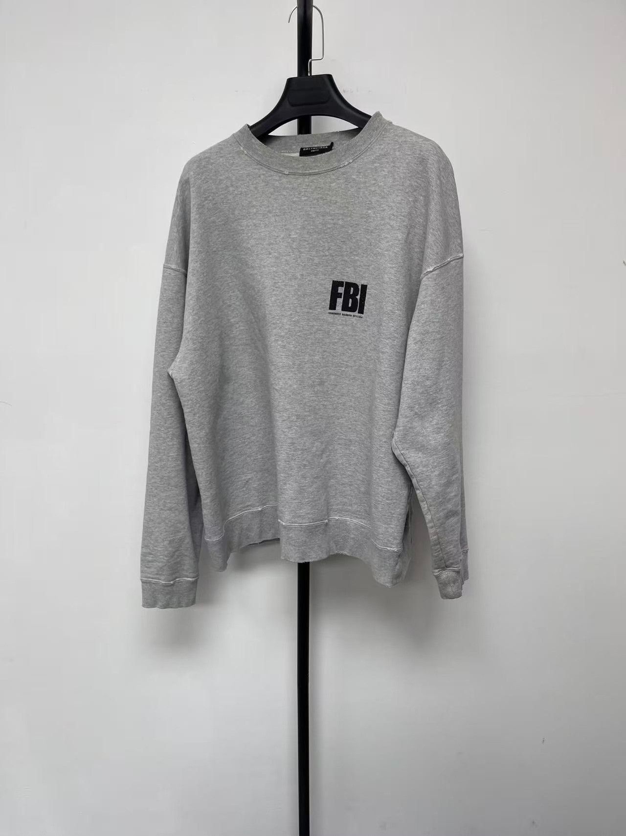 Balenciaga Balenciaga FBI Print Sweatshirt S Size S / US 4 / IT 40 - 2 Thumbnail